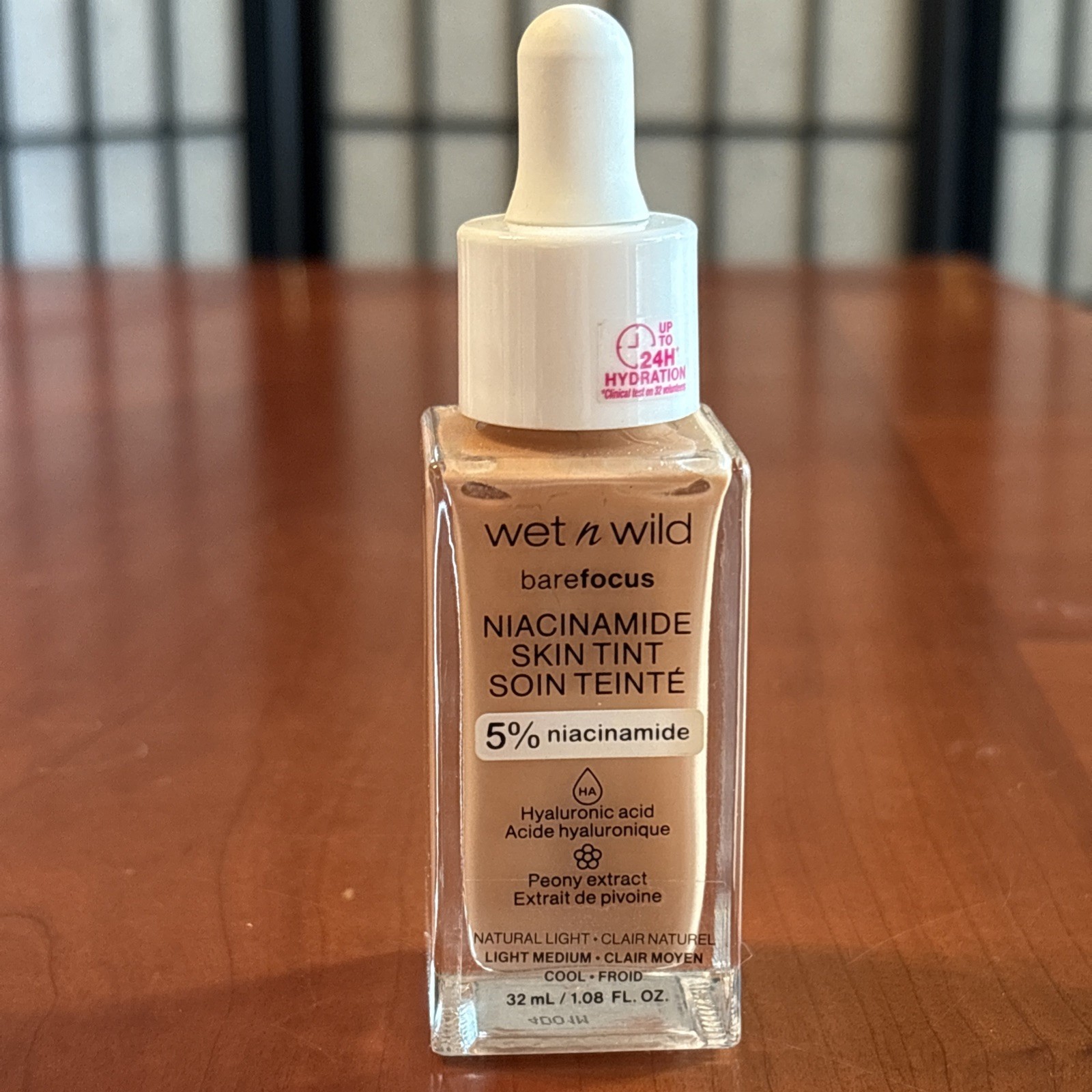 Wet n Wild Bare Focus Skin Tint 5% Niacinamide Hyaluronic Acid – LIGHT MEDIUM