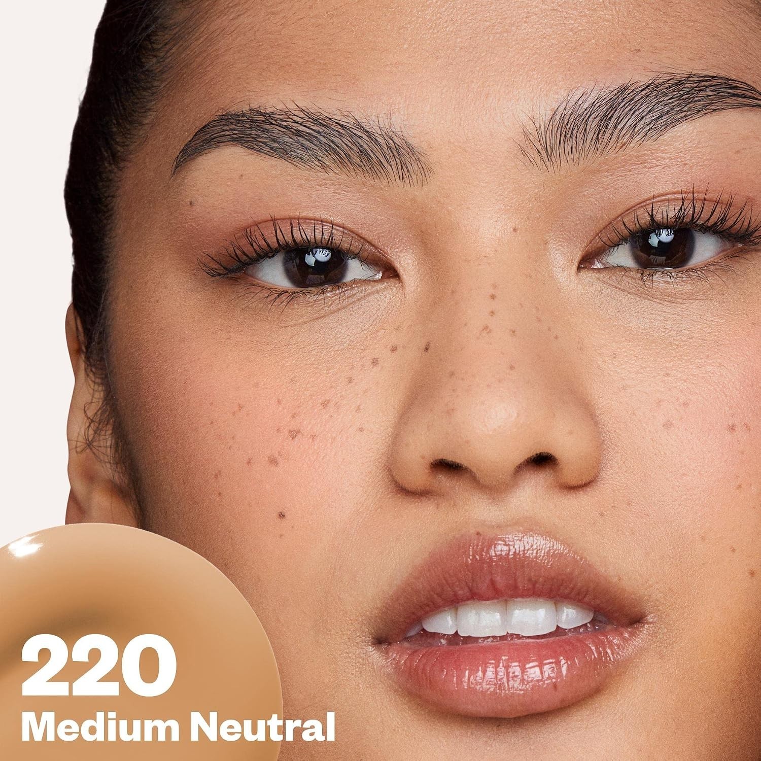 Natural Glow Liquid Foundation SPF 25 – Medium Coverage