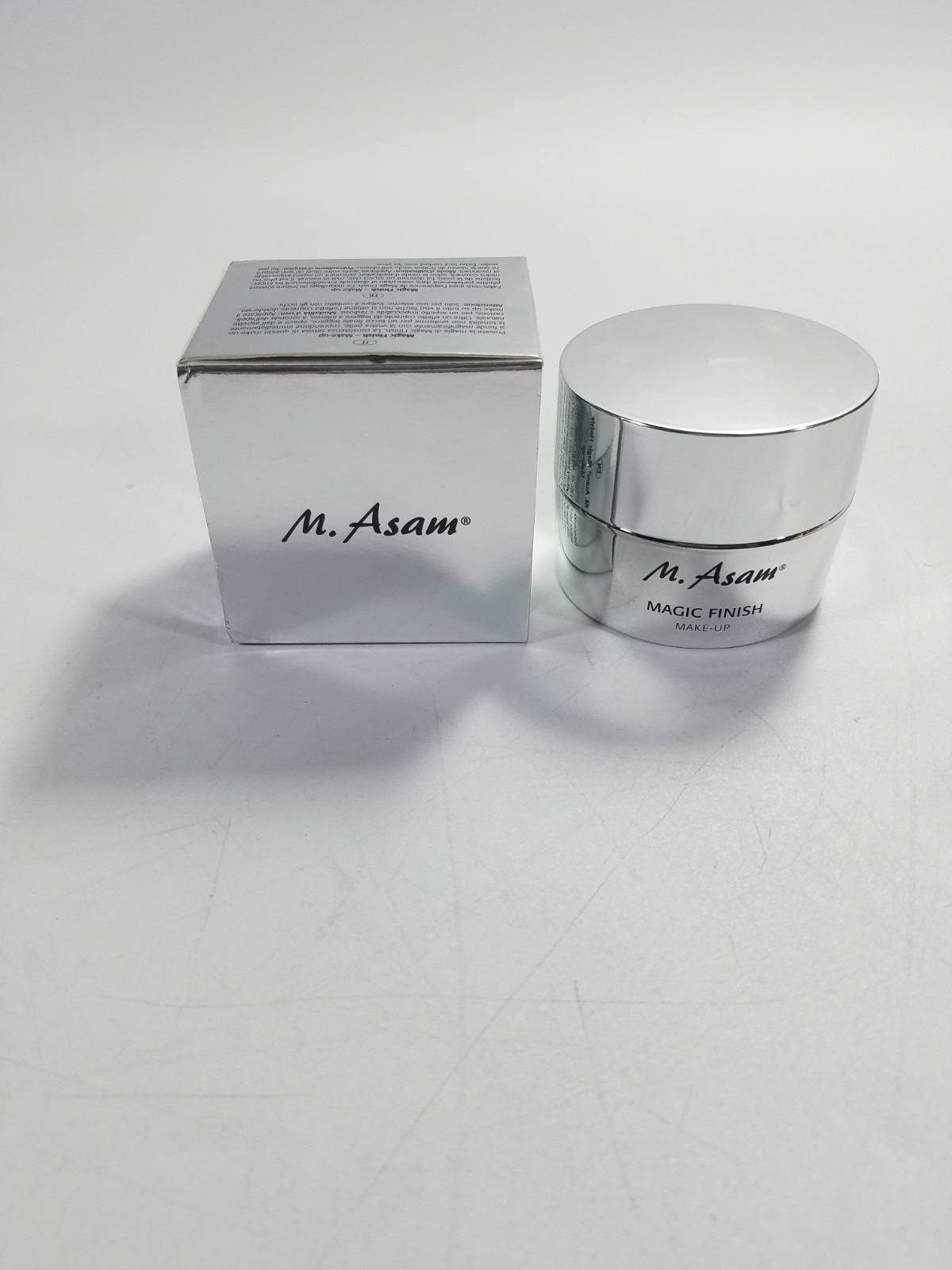 M. Asam Magic Finish Make-Up 30ml/1.01 fl.oz. Conceals Uneven Skin Tone