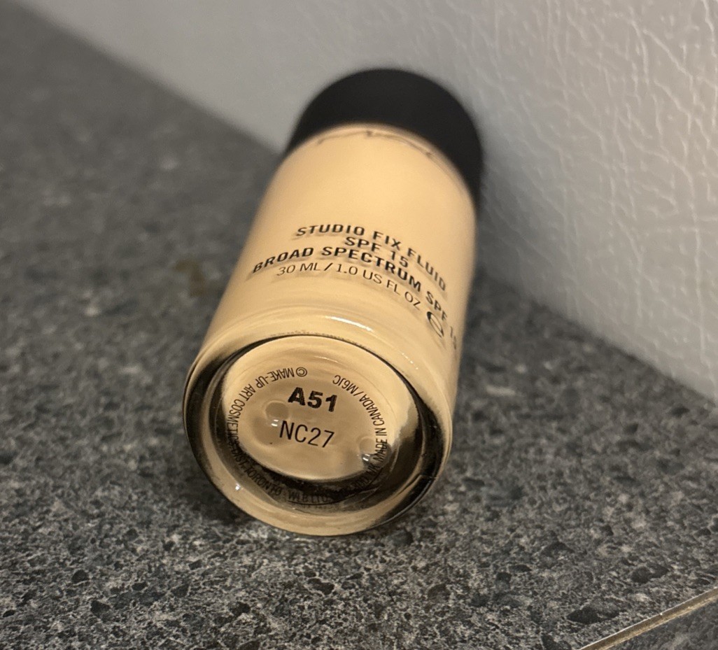 Mac Cosmetics Studio Fix Fluid Foundation NC27 Original Formula Discontinued