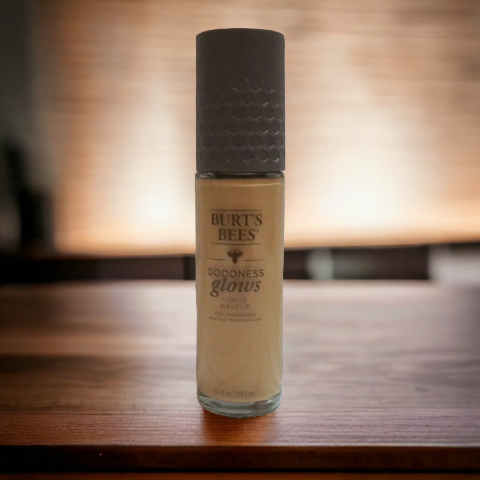 Burt’s Bees Goodness Glows Liquid Makeup #1061 Deep Maple
