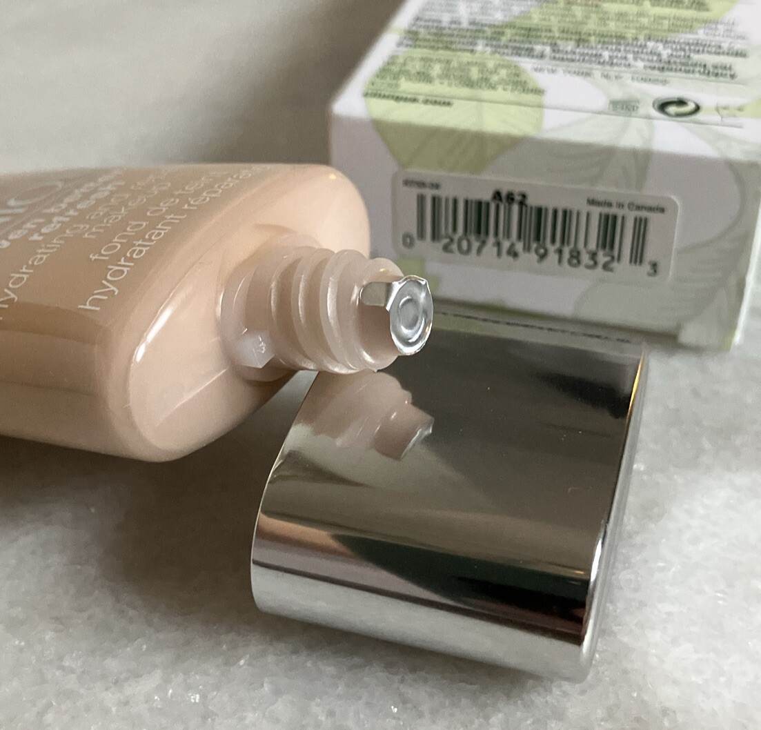 NIB Clinique Even Better Refresh Makeup CN 10 ALABASTER (VF) – 1 oz. Free 🎁