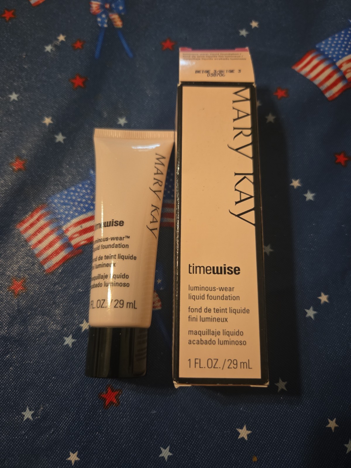 New In Box Mary Kay Luminous Wear Foundation Beige 3 Normal / Dry #038706