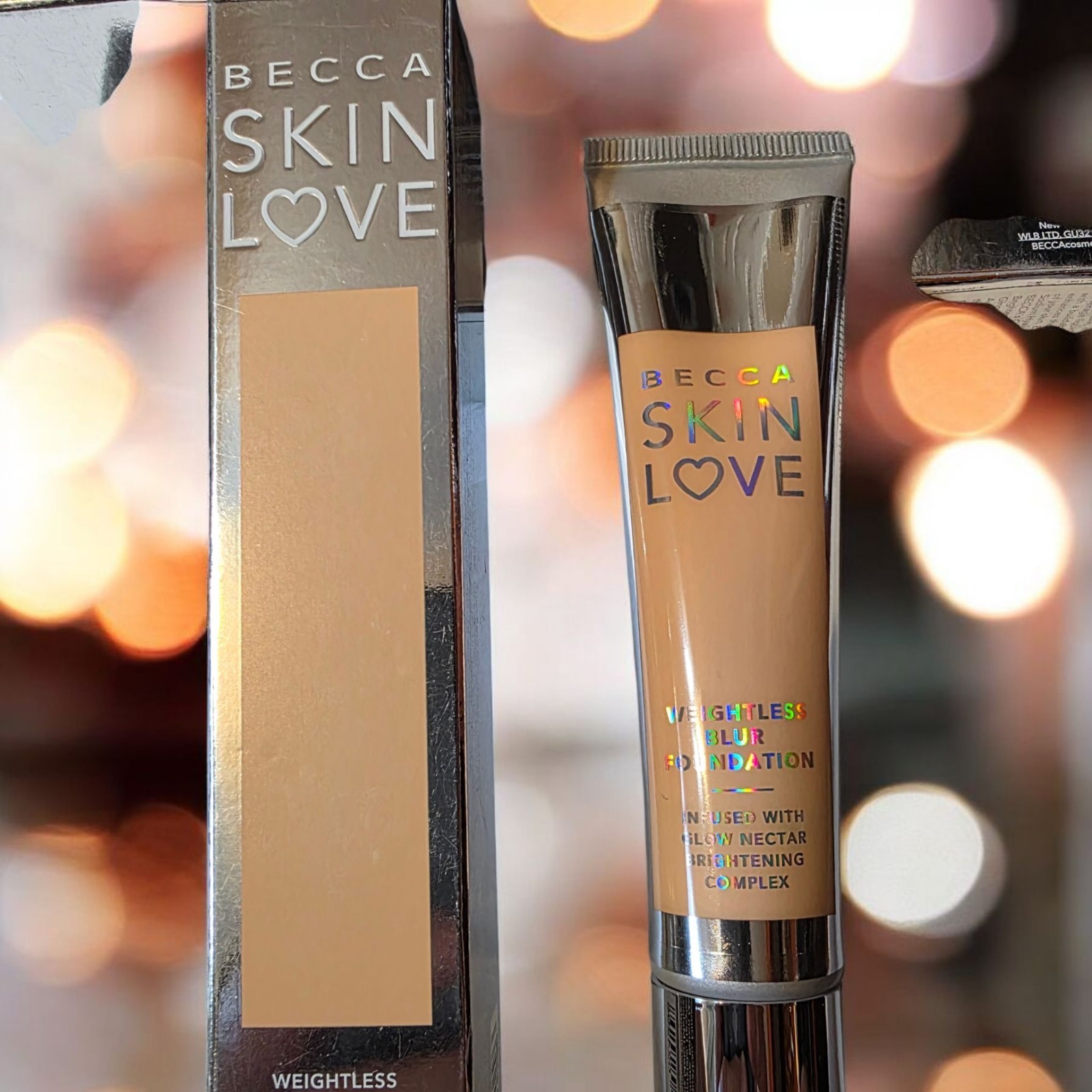 BECCA SKIN LOVE PORCELAIN WEIGHTLESS BLUR FOUNDATION 1.23 OZ