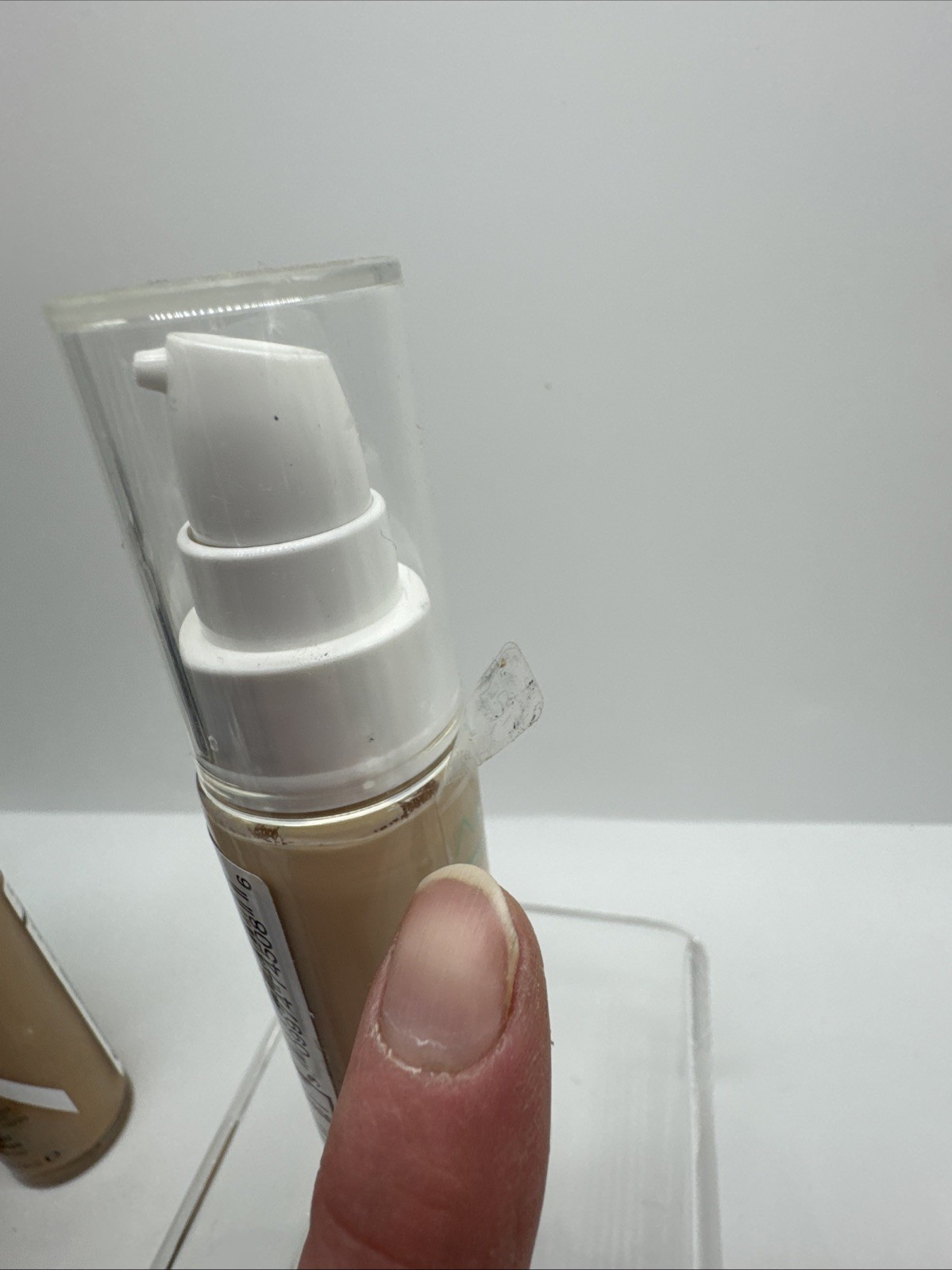 Almay 099 Porcelain Clear Complexion Blemish Foundation Makeup COMBINESHIP