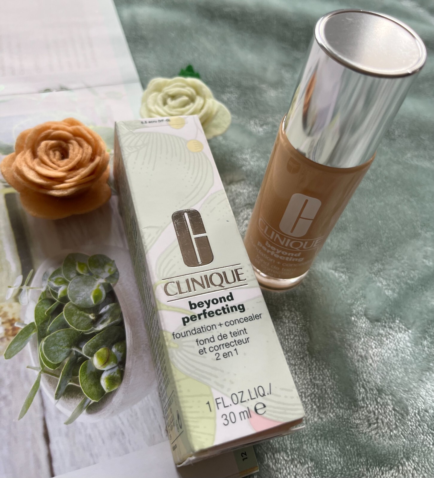 Clinique Beyond Perfecting Makeup Foundation + Concealer Dry Combination 1 Fl Oz