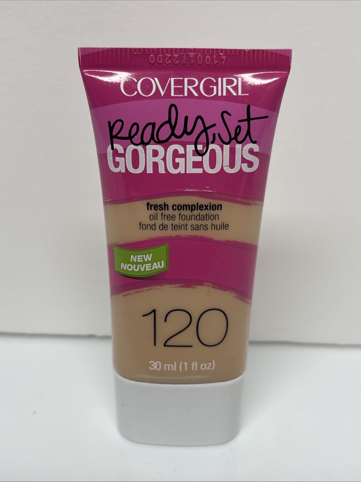 Covergirl Ready, Set Gorgeous Fresh Complexion Foundation Nude Beige 120 NEW