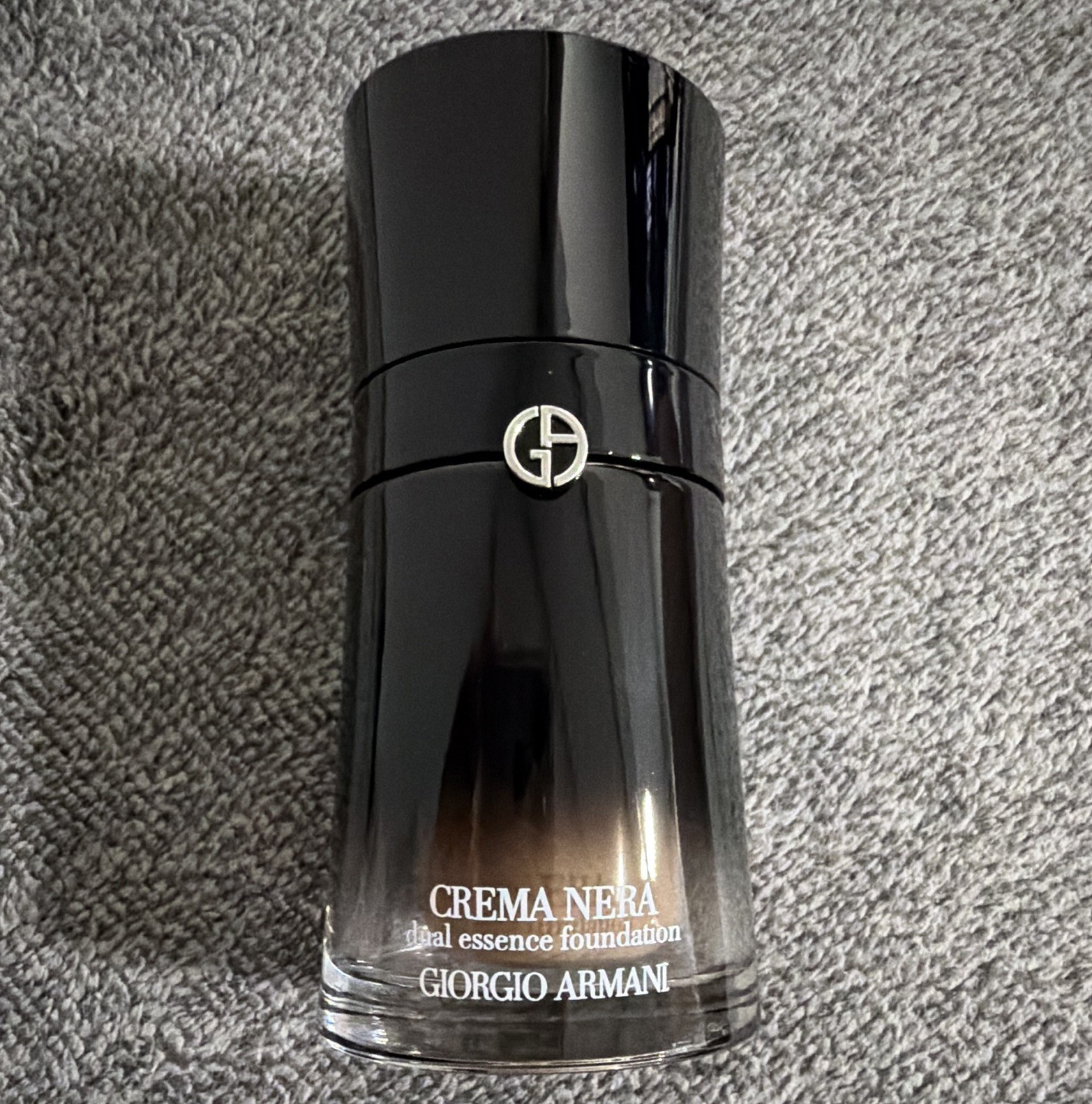 Giorgio Armani Crema Nera Dual Essence Foundation Shade 2, 1 fl oz