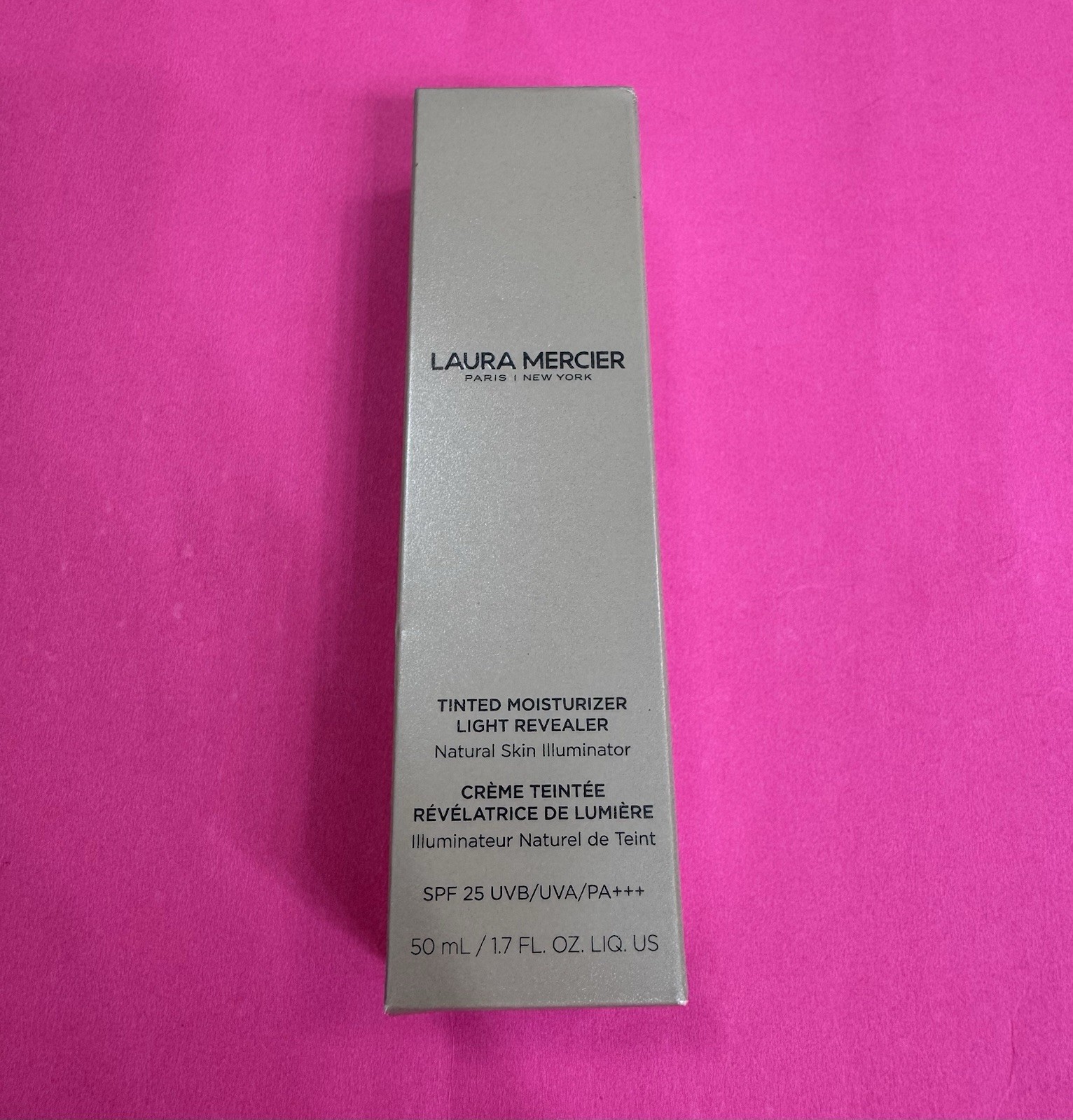 Laura Mercier Tinted Moisturizer Light Revealer Skin Illuminator #1w1 Porcelain
