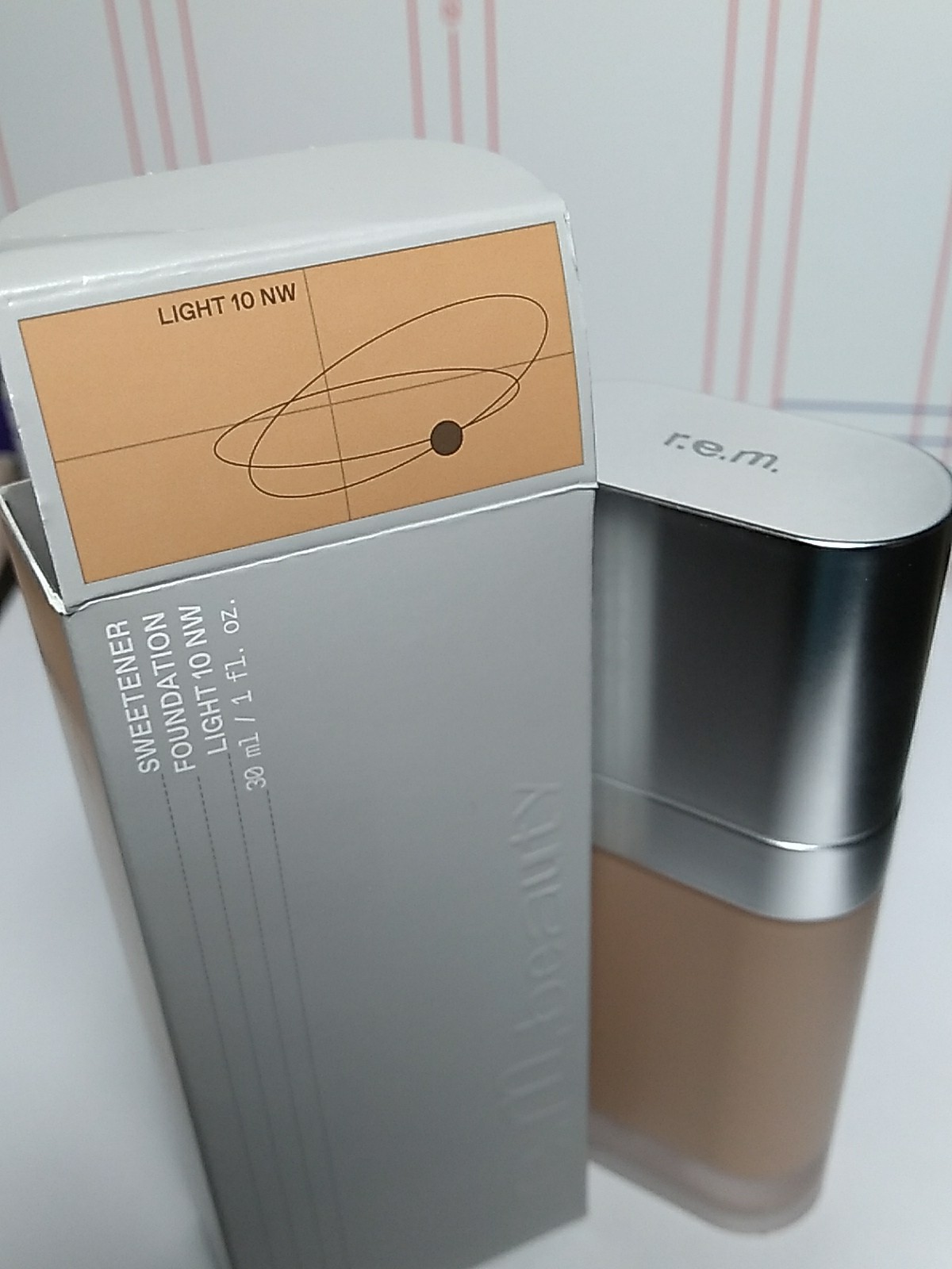 R.E.M BEAUTY SWEETENER FOUNDATION, # LIGHT 10 NW, 1 FL OZ NIB