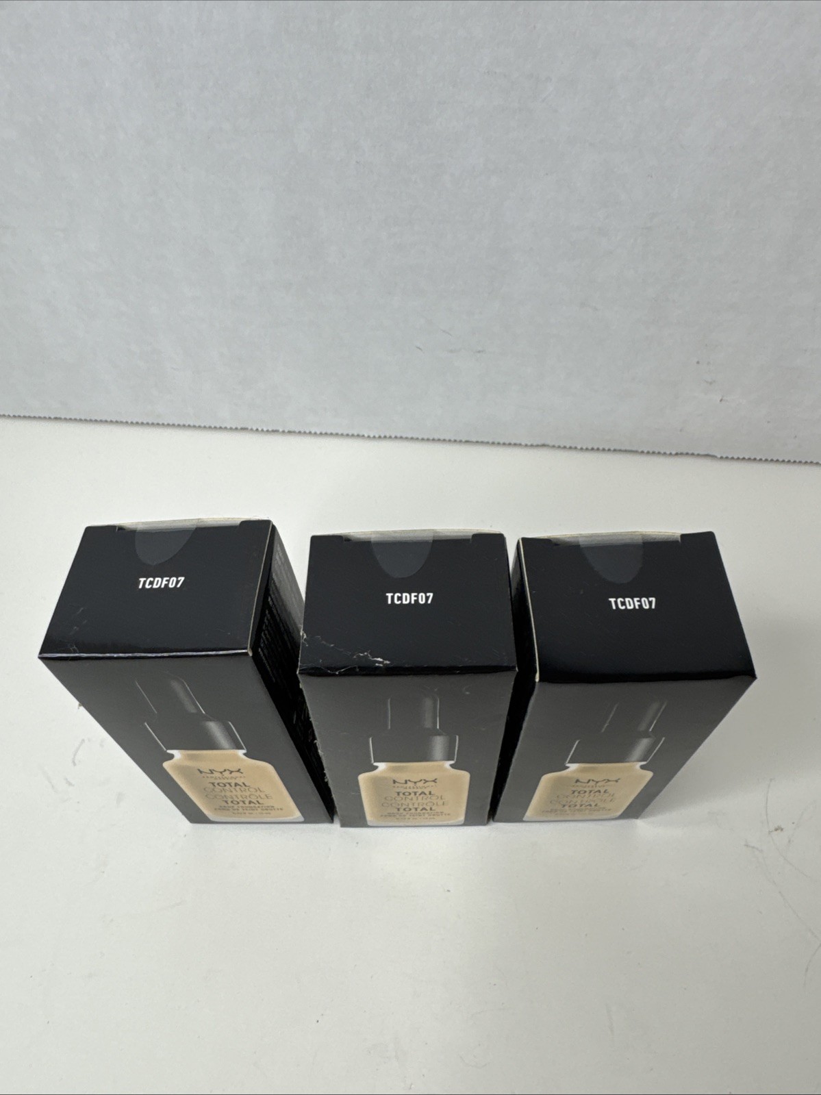NYX Total Control Drop Foundation Box of 3 Color TCDF07 Natural 0.43 oz NEW