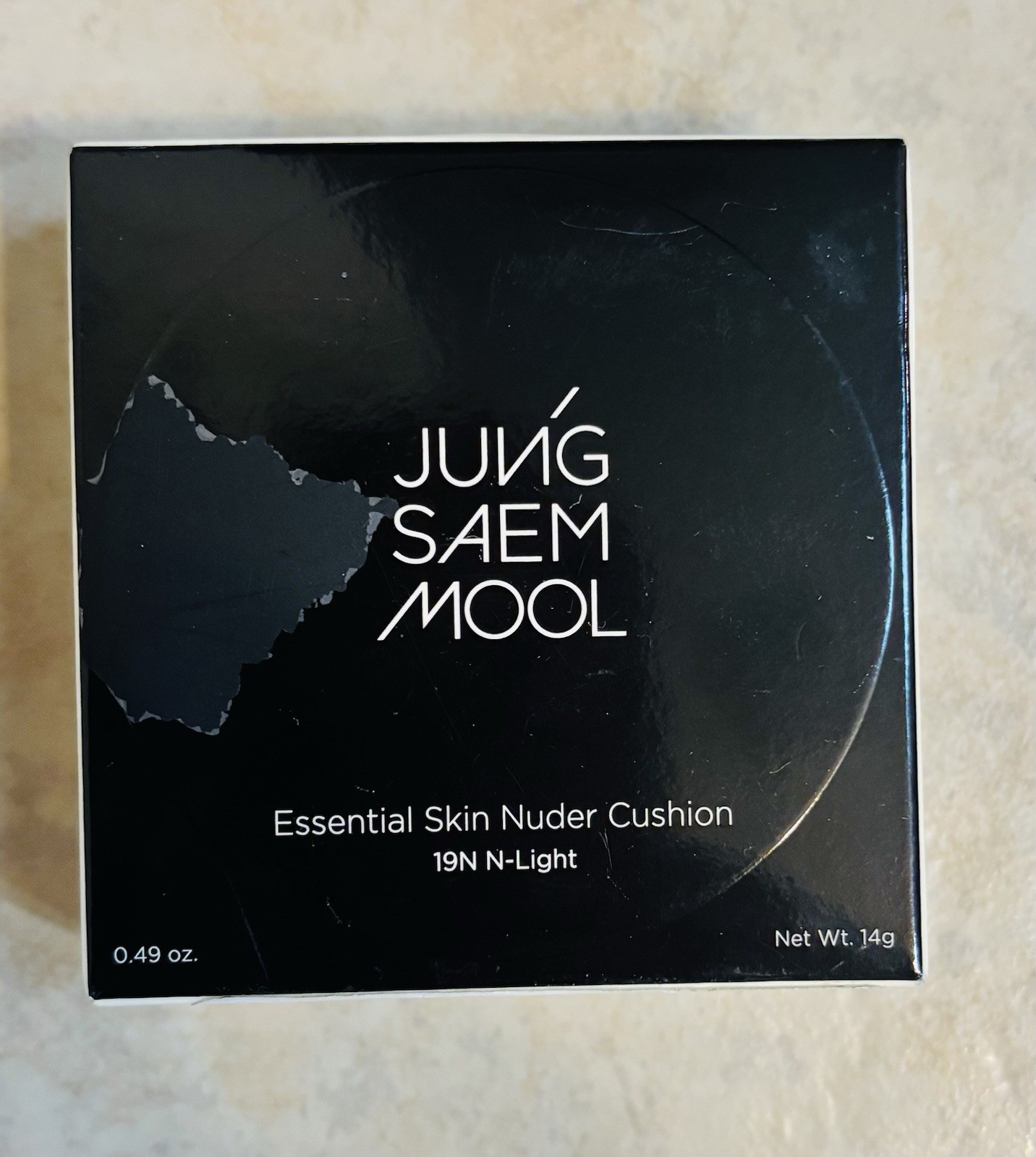 JUNG SAEM MOOL Essential Skin Nuder Cushion Foundation 19N N-Light 0.49 oz