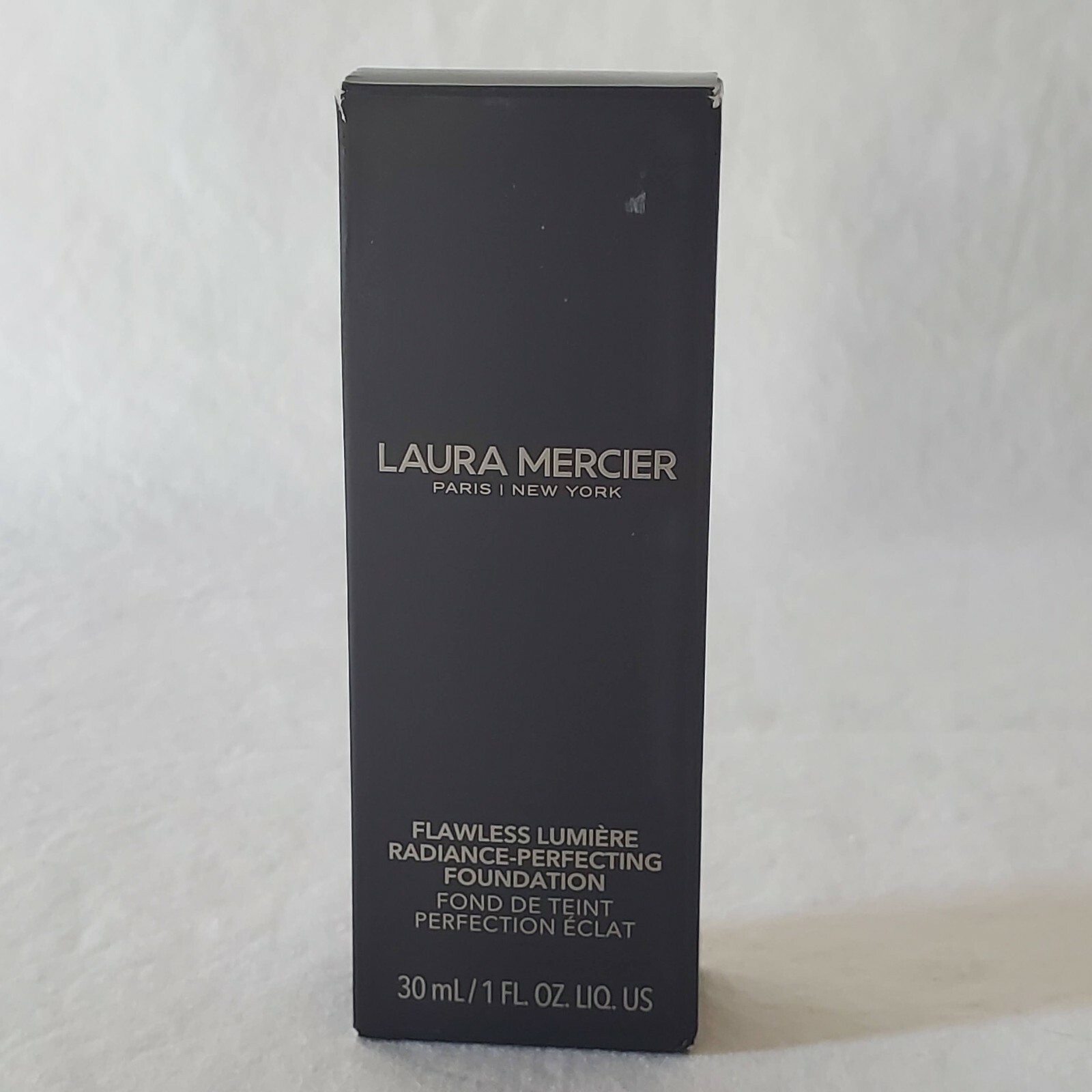 Laura Mercier Flawless Lumière Radiance-Perfecting Foundation(CHOOSE YOUR SHADE)