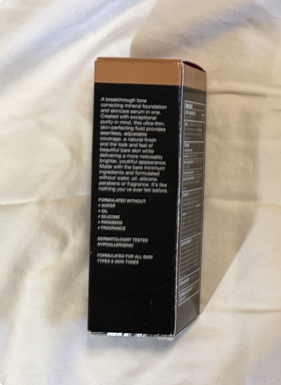 bareMinerals BARESKIN Foundation Bare Latte 11 Brightening SPF 20 30ml