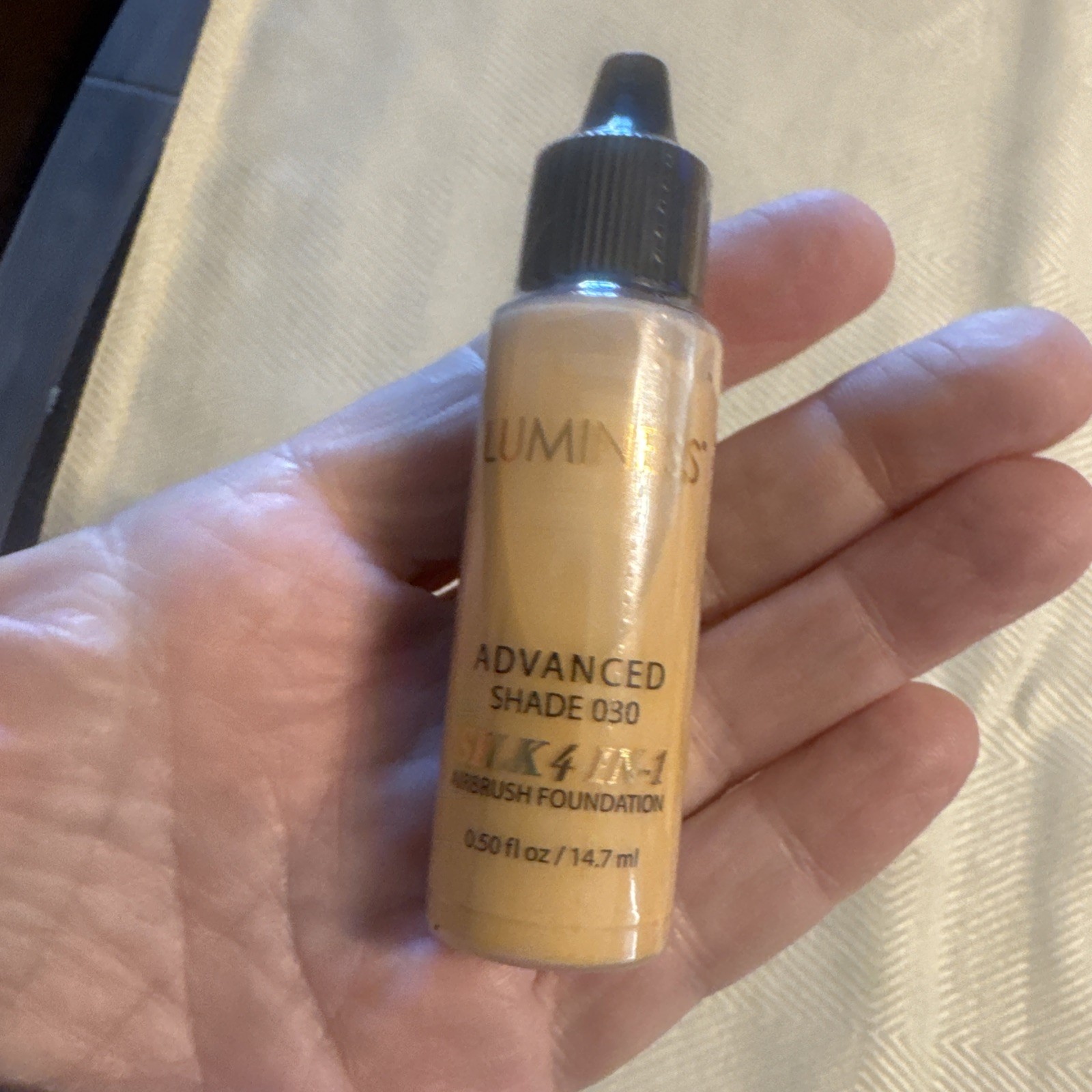 Luminess Silk 4-in-1 Foundation, shade 030 New