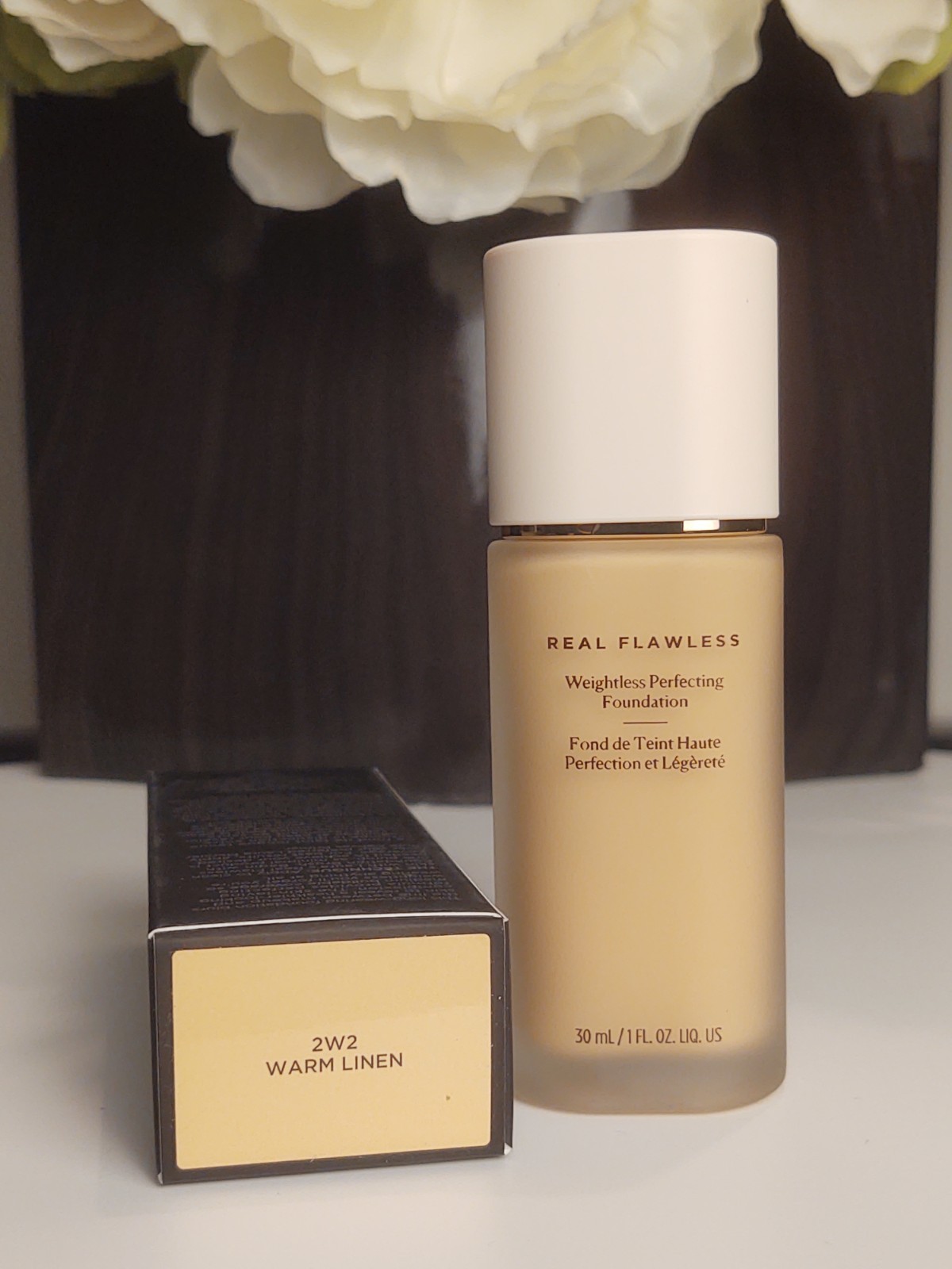 Laura Mercier Real Flawless Weightless Perfecting Foundation NIB 2W2 Warm Linen