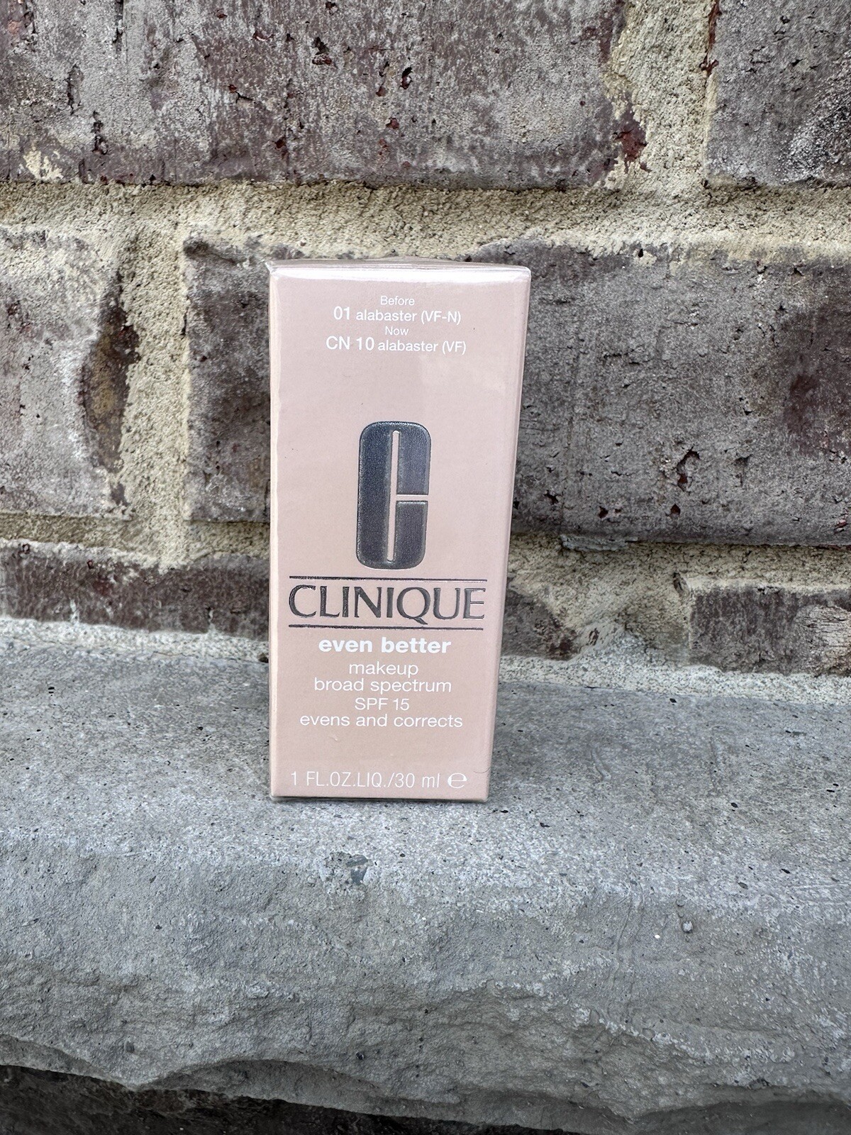 Clinique 01 Alabaster VF-N 30ml Full Size New In Box