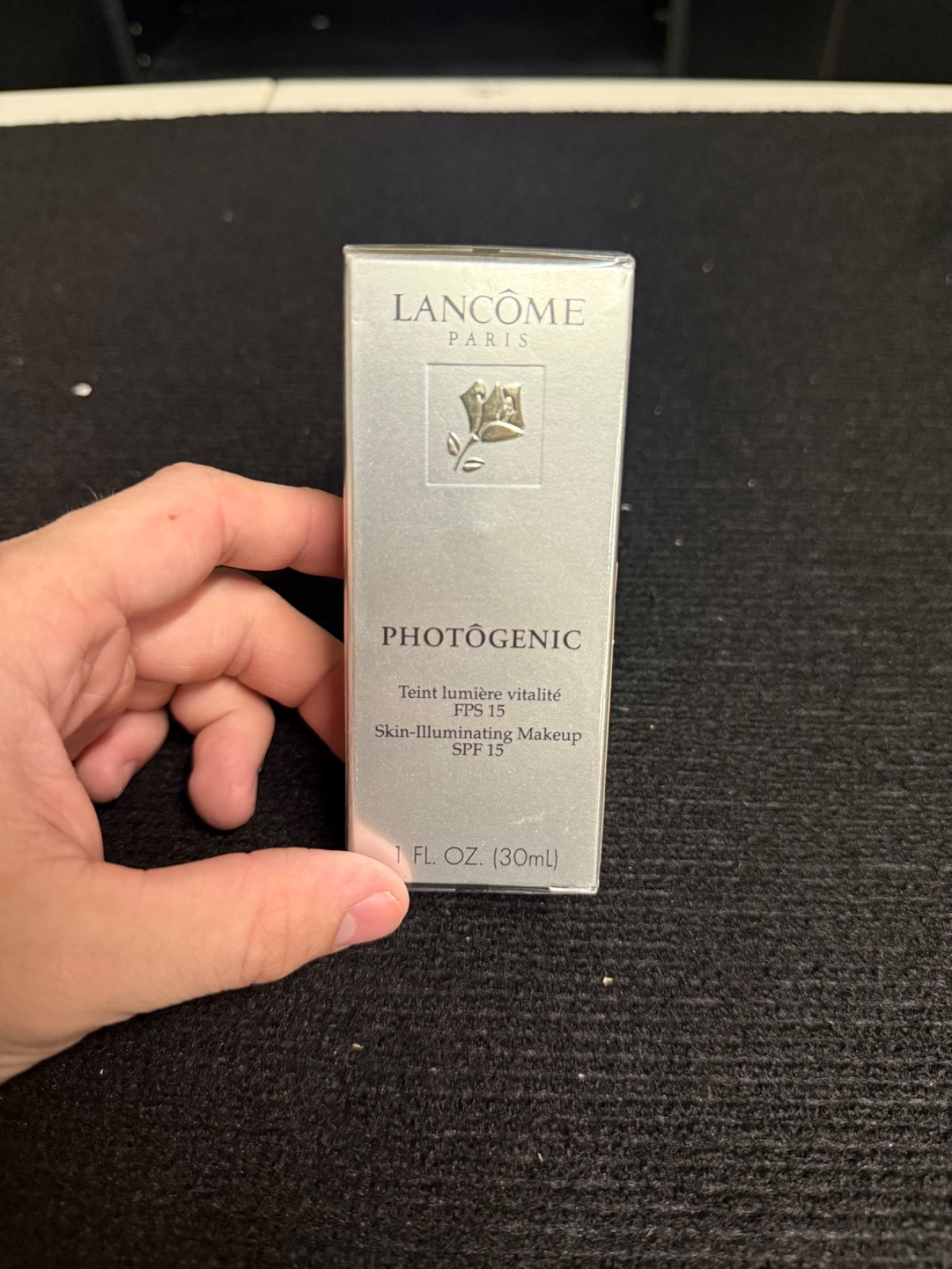 Lancome Photogenic Skin illuminating Makeup spf 15 Suede 4 1oz/30ml Boxed