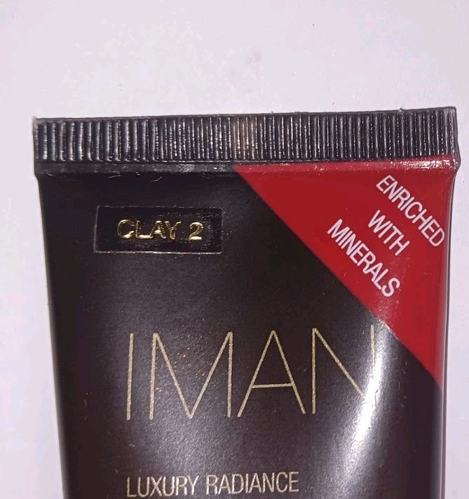 IMAN Luxury Radiance Liquid Makeup Clay 2 New and Sealed!