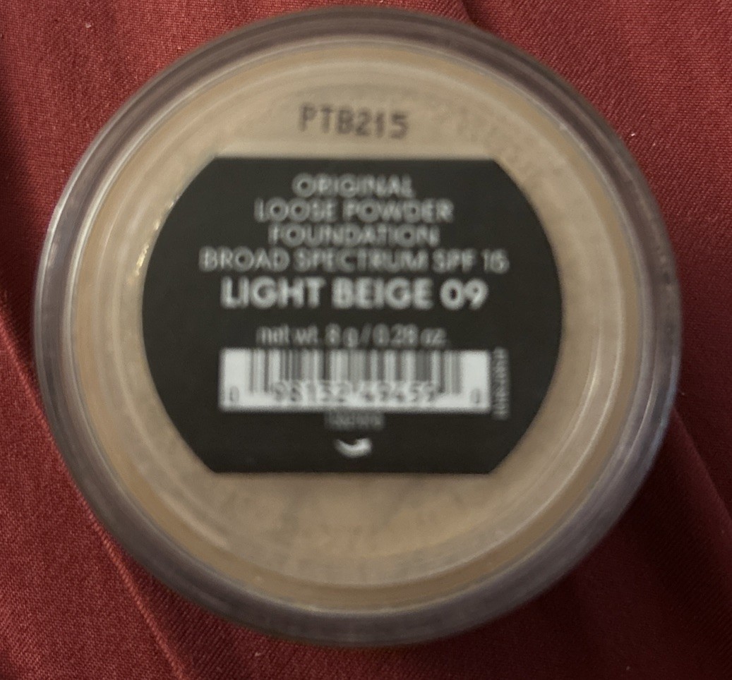 bareMinerals ORIGINAL Loose Powder Foundation SPF 15 0.28 oz LIGHT BEIGE 09