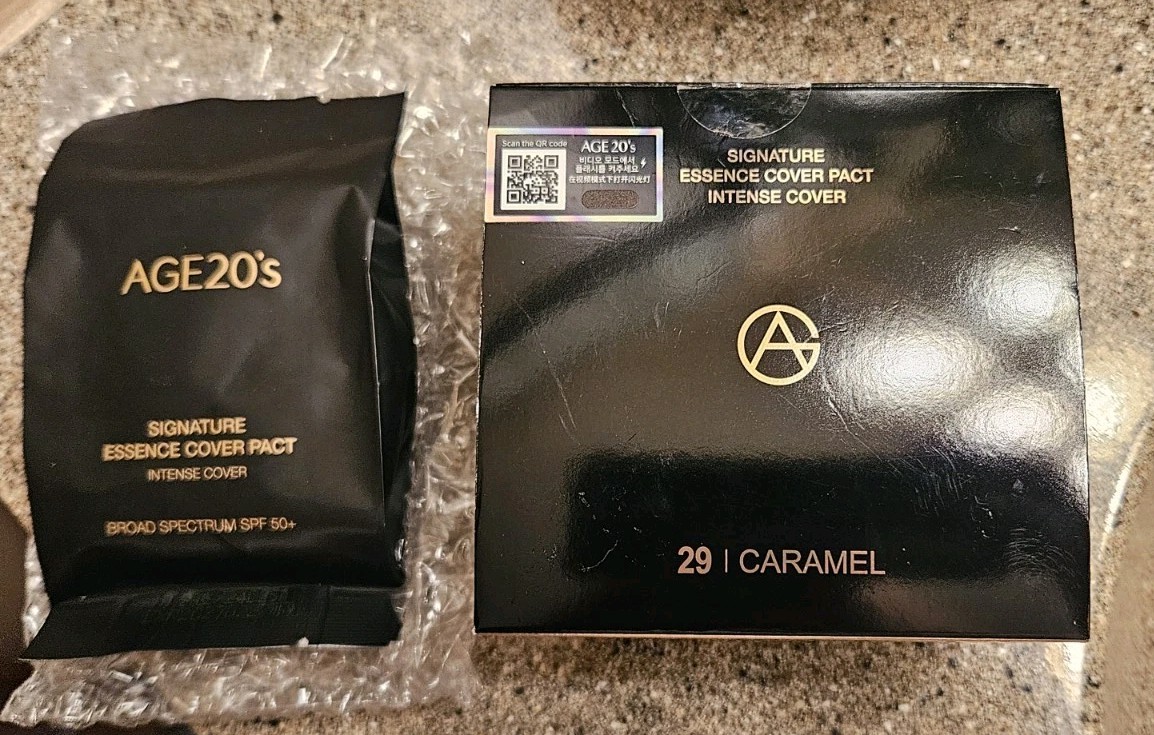 AGE 20’s Signature Essence Cover Pact Intense Cover 29 Caramel SPF 50+ U36