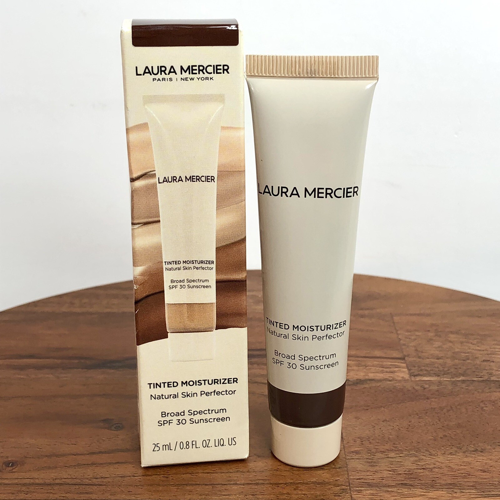 Laura Mercier Tinted Moisturizer Natural Skin SPF 30 Sunscreen 6C1 Cacao NEW