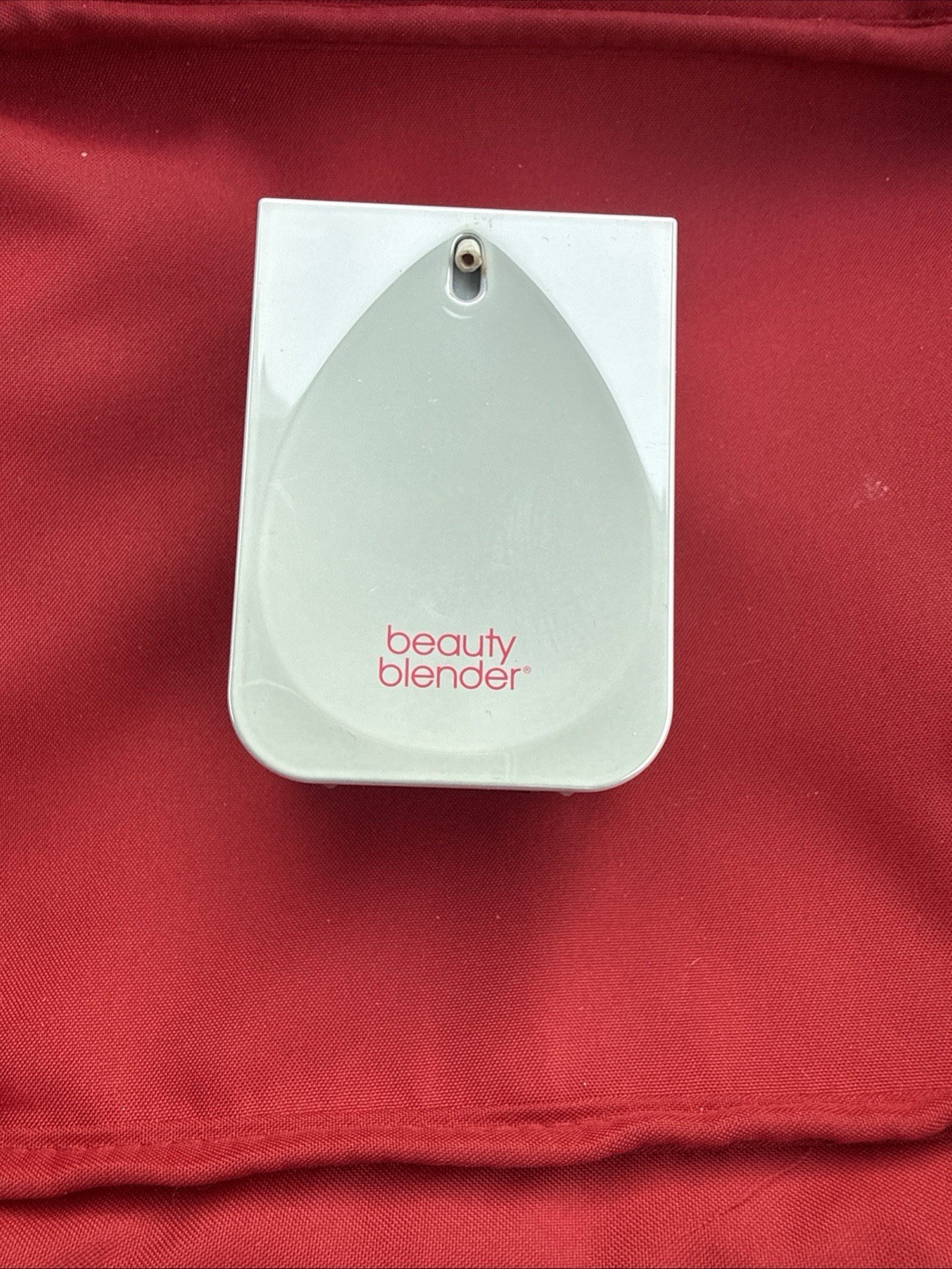 beautyblender Bounce Liquid Whip Long Wear Foundation 1.10N -Full Size No box