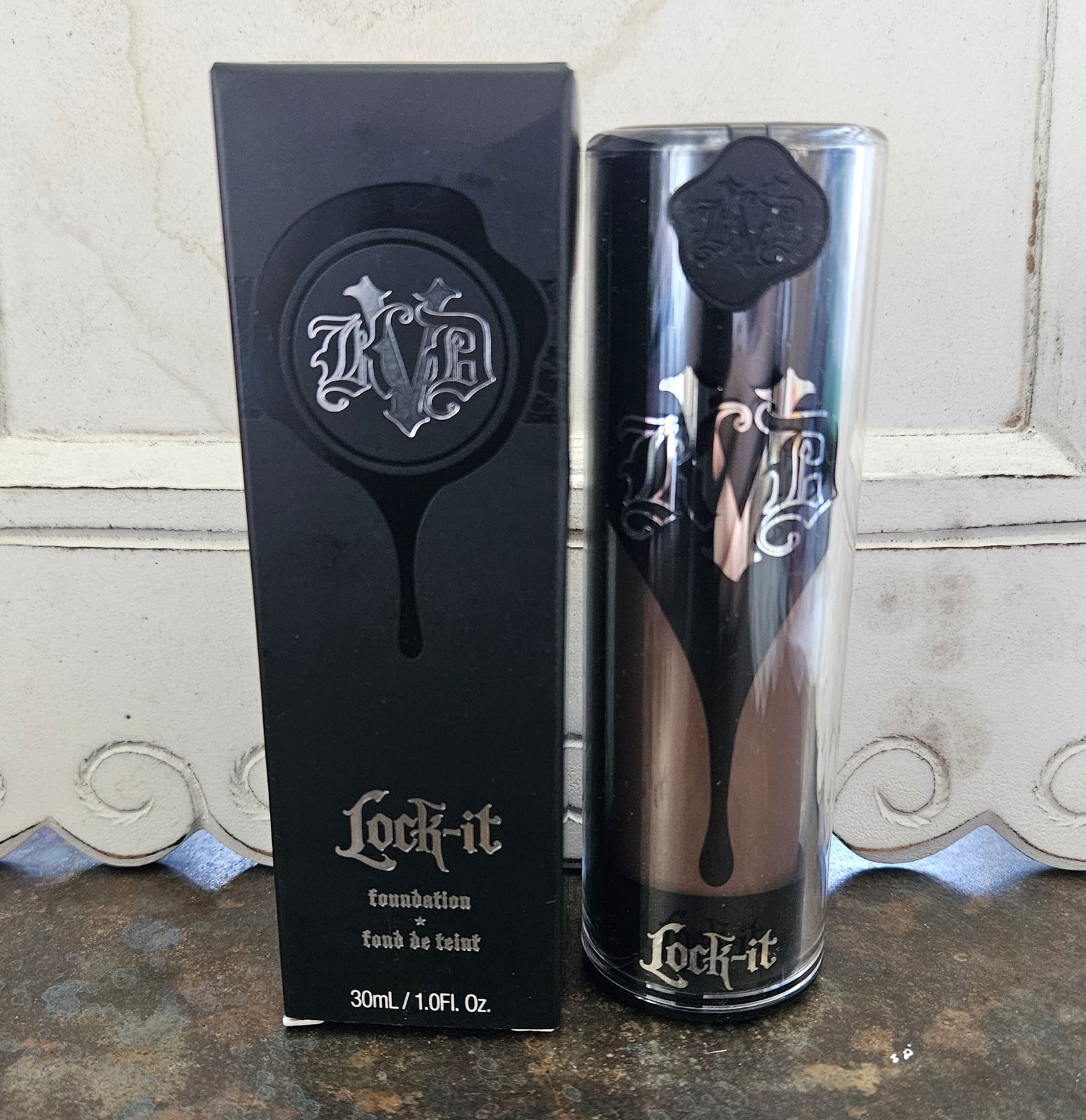 KVD DEEP COOL 83 Lock It Foundation Full Coverage 1 oz Vegan NIB! DISCONTINUED!