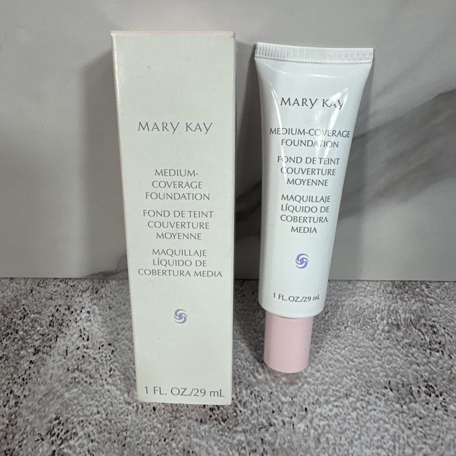 MARY KAY BRONZE 607 Medium Coverage Foundation Pink Cap Discontinued NEW