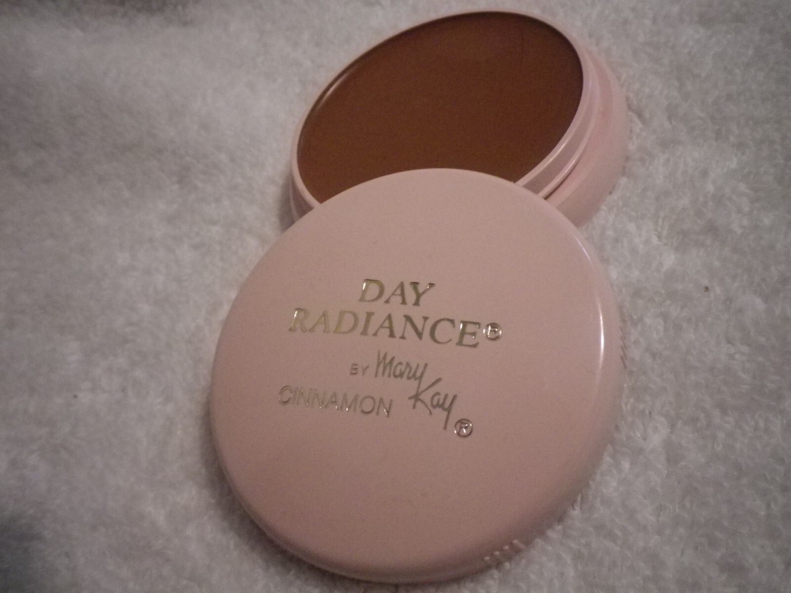 Vintage Mary Kay Day Radiance Creamy Foundation CINNAMON AA0 New Old Stock