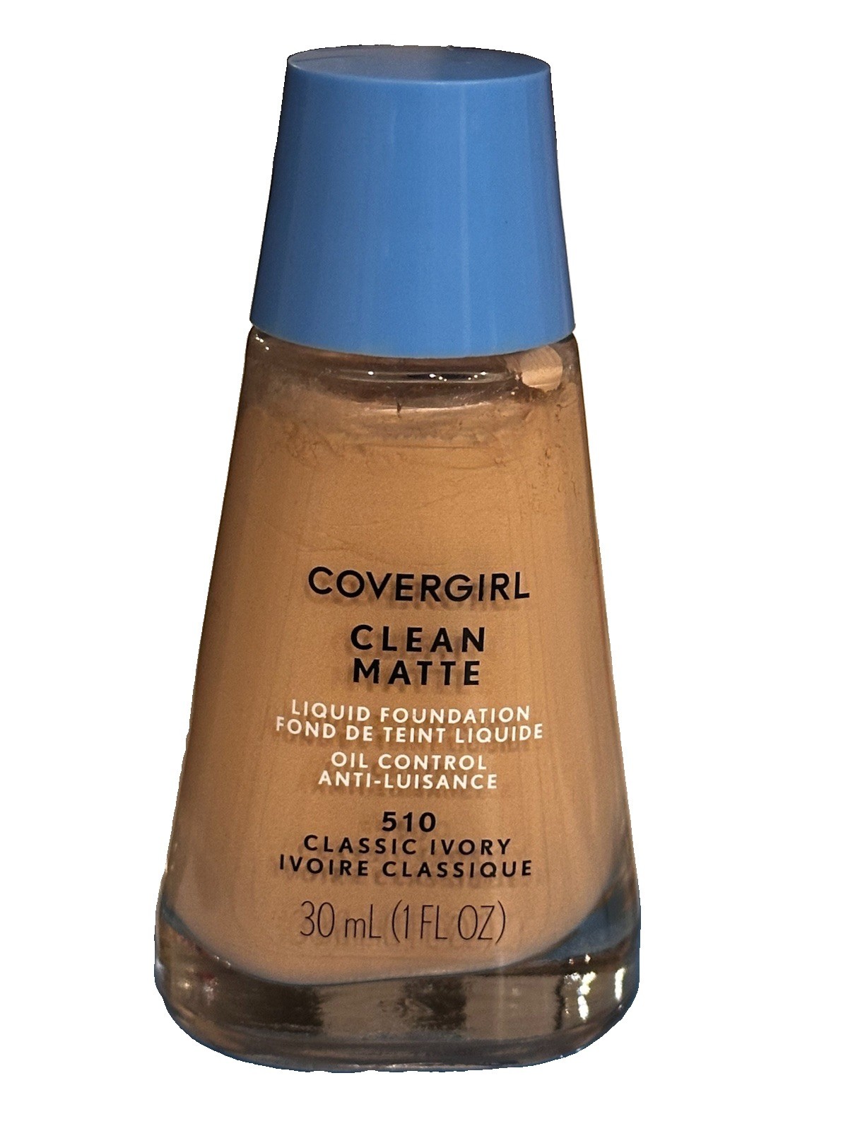 COVERGIRL Clean Matte Liquid Foundation 510 Classic Ivory 1 oz New Sealed