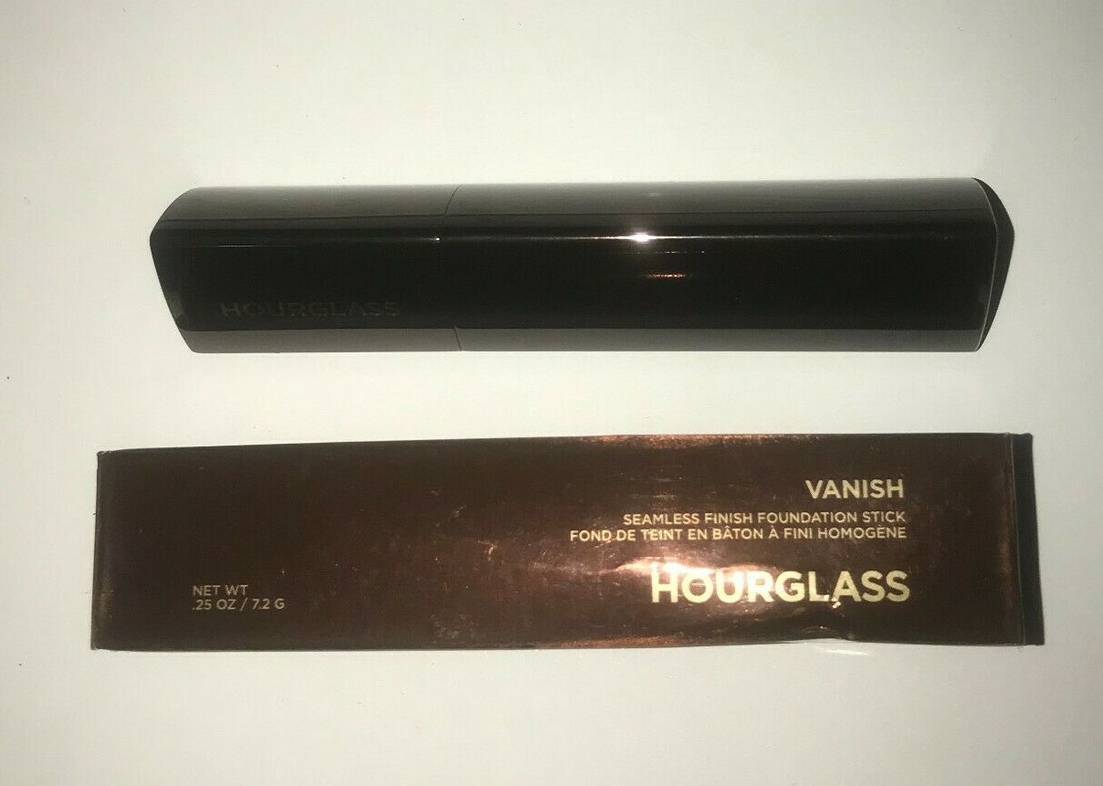 HOURGLASS VANISH SEAMLESS FINISH FOUNDATION STICK GOLDEN ALMOND 0.25oz NIB