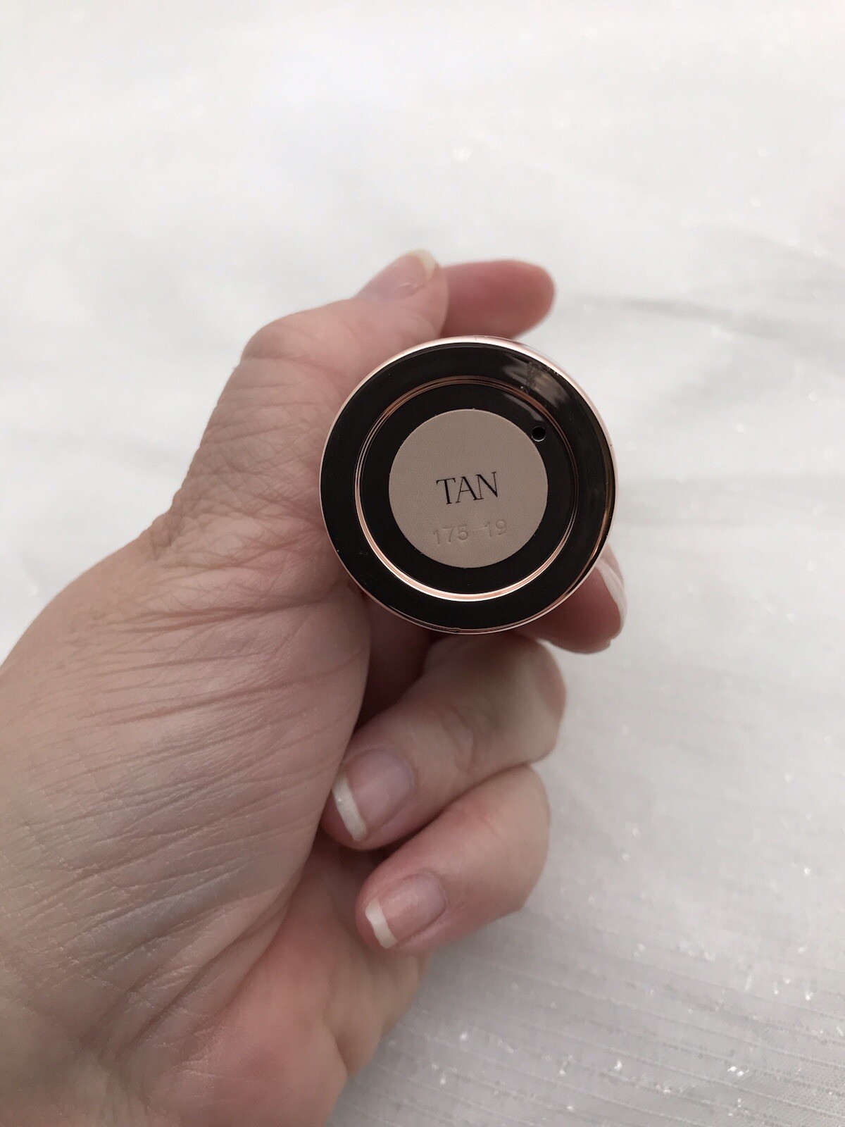 Doll 10 Hydralux Smoothing Foundation in Shade TAN 1.0 oz 30ml NEW AS PICTURED