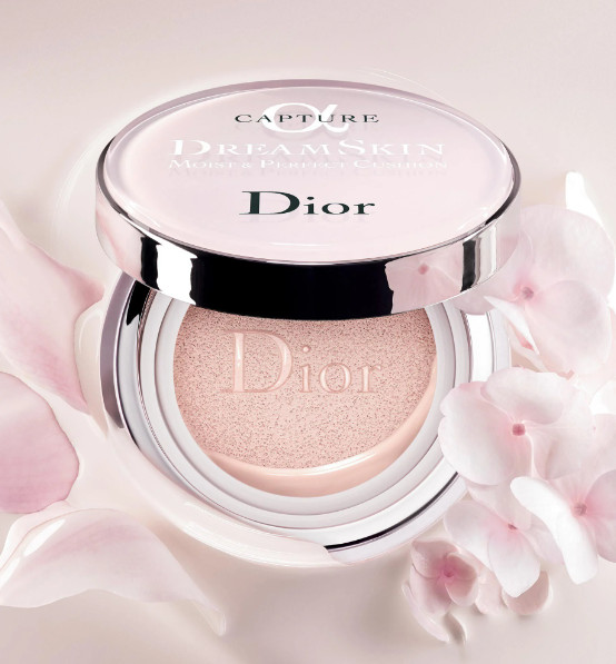 Dior CAPTURE DREAMSKIN Moist Cushion Aging-care Foundation Refill 15gx2pcs +Case