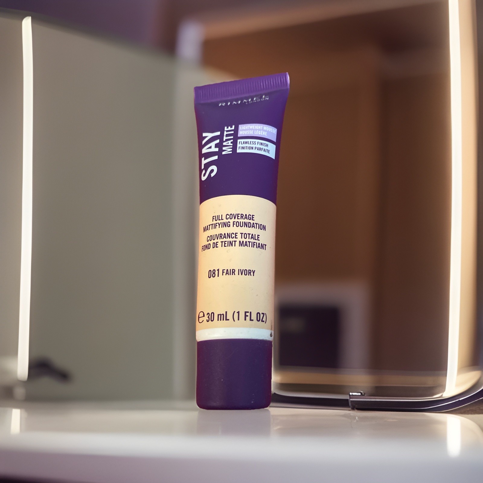 Rimmel Stay Matte Liquid Mousse Foundation 081 Fair Ivory