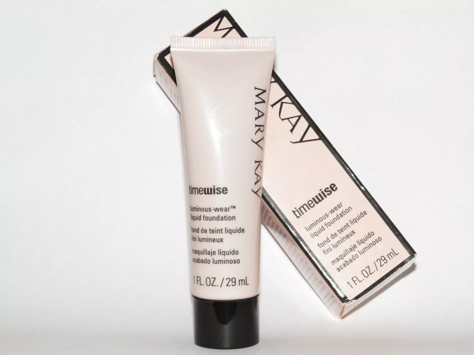Mary Kay Timewise Luminous-wear Liquid Foundation 1oz Beige 2 #038705 NEW