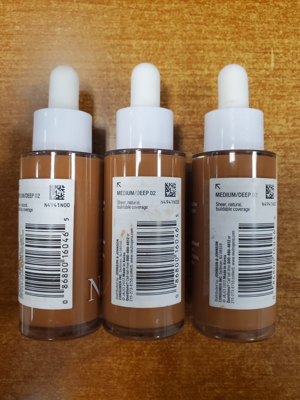 3 Pk: Neutrogena Healthy Skin Sensitive Serum Foundation *Medium/Deep 02* EE3518