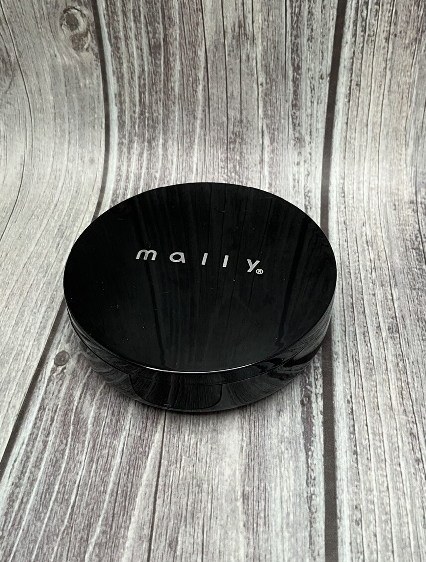 MALLY PORELESS PERFECTION FOUNDATION FAIR NWOB