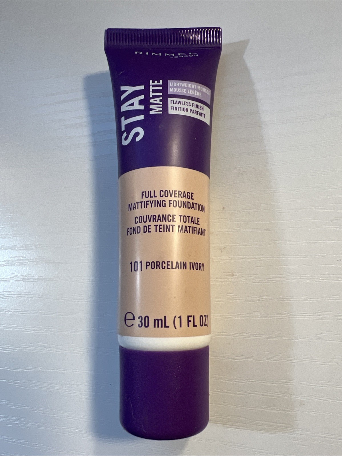 Rimmel Stay Matte Oil-Free Liquid Mousse Foundation #101 Porcelain Ivory