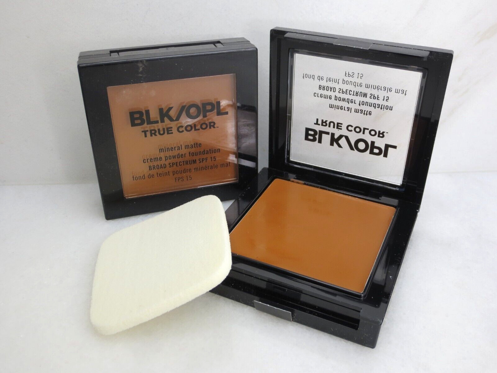 BLK/OPL TRUE COLOR MINERAL MATTE CREME POWDER FOUNDATION SPF 15 440 AMBER 2PCS