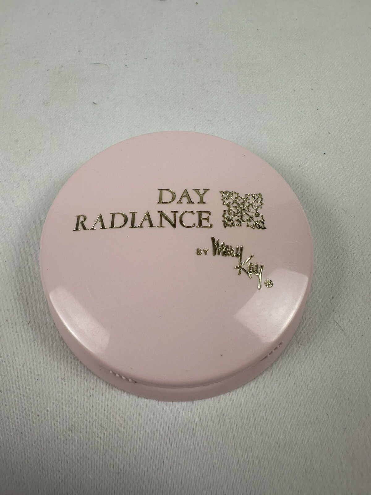 Vintage Mary Kay Day Radiance White Foundation 0.5 oz New Old Stock