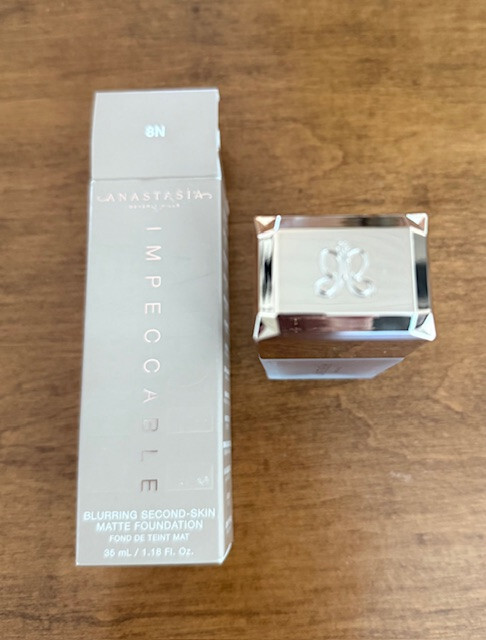 ANASTASIA BEVERLY HILLS Impeccable Blurring Matte FOUNDATION Shade N8 NIB