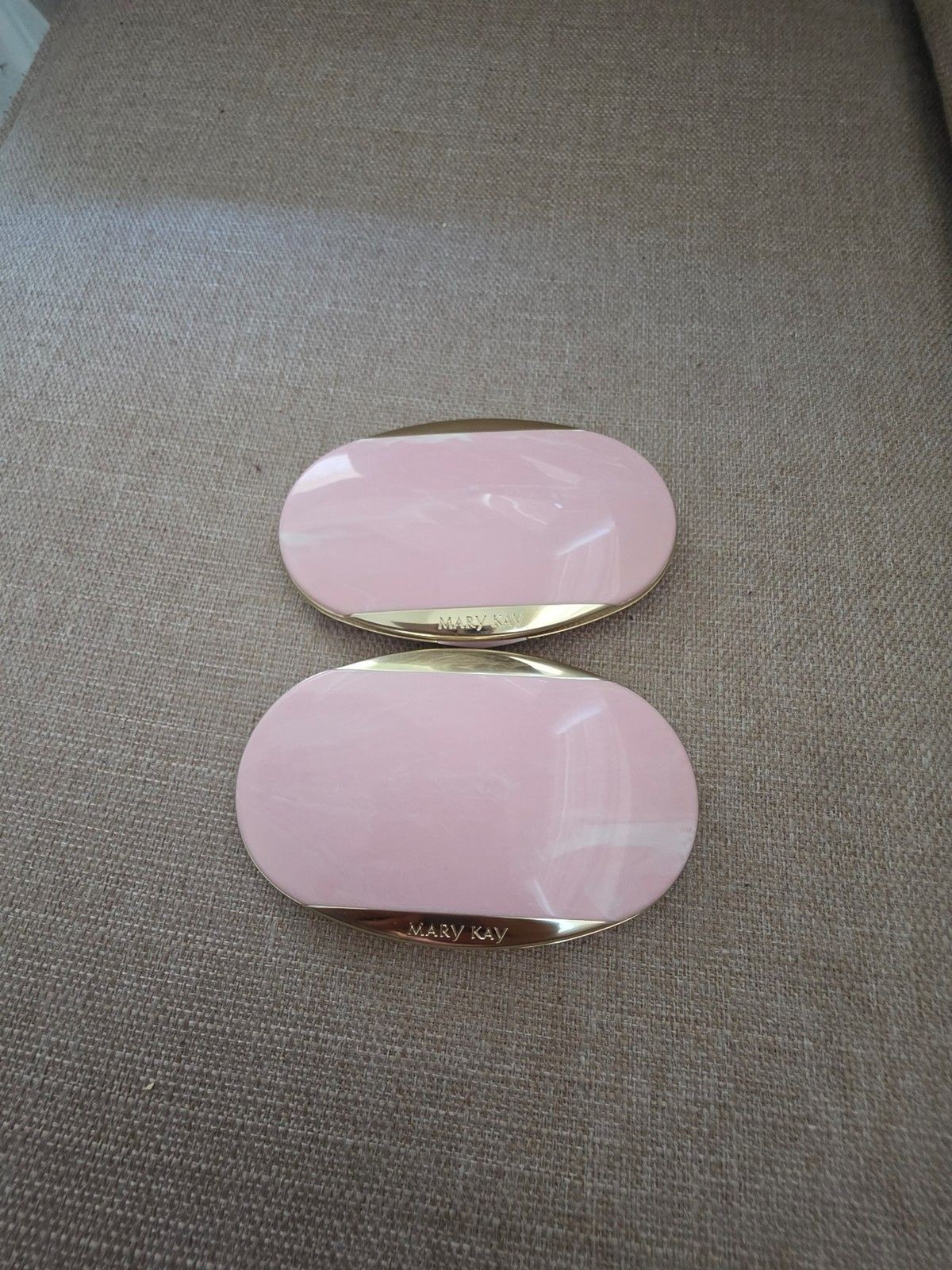 Set of 2 Vintage Mary Kay Compact r