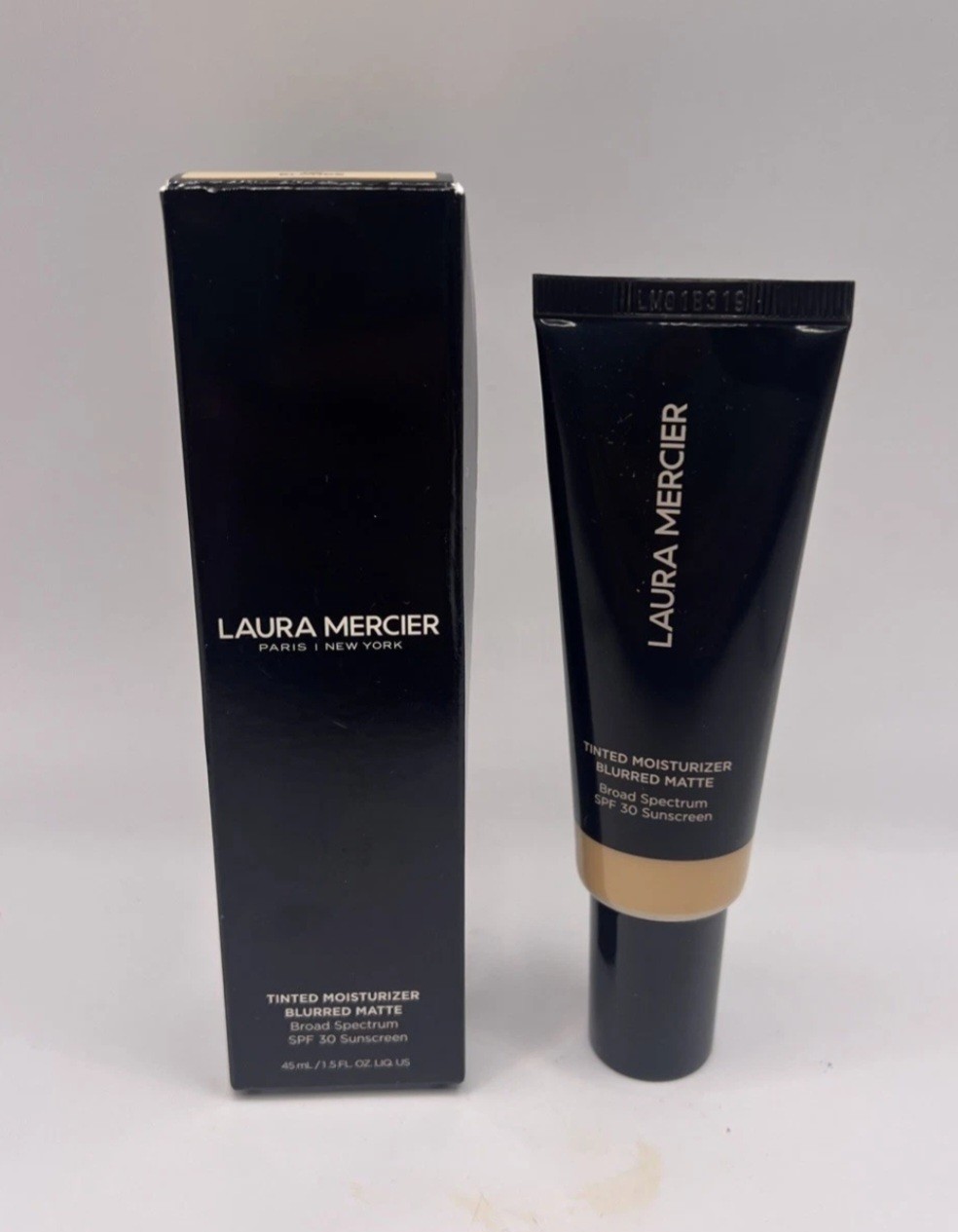 Laura Mercier – Tinted Moisturizer Blurred Matte BS SPF 30 – 1W Blonde – 1.5 Oz