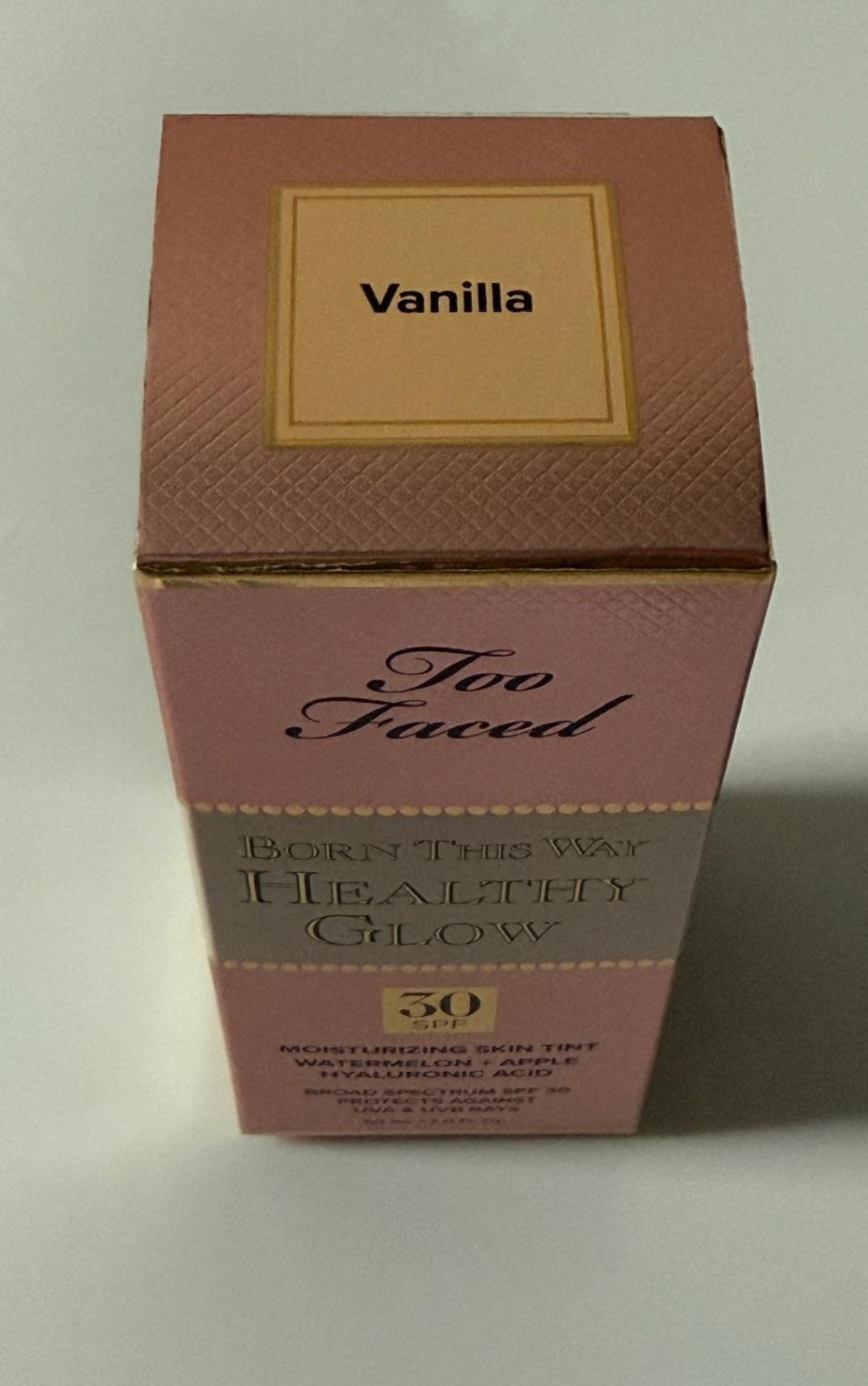 Too Faced Born This Way Healthy Glow Spf 30 Moisturizing – VANILLA – 2oz / 60ml