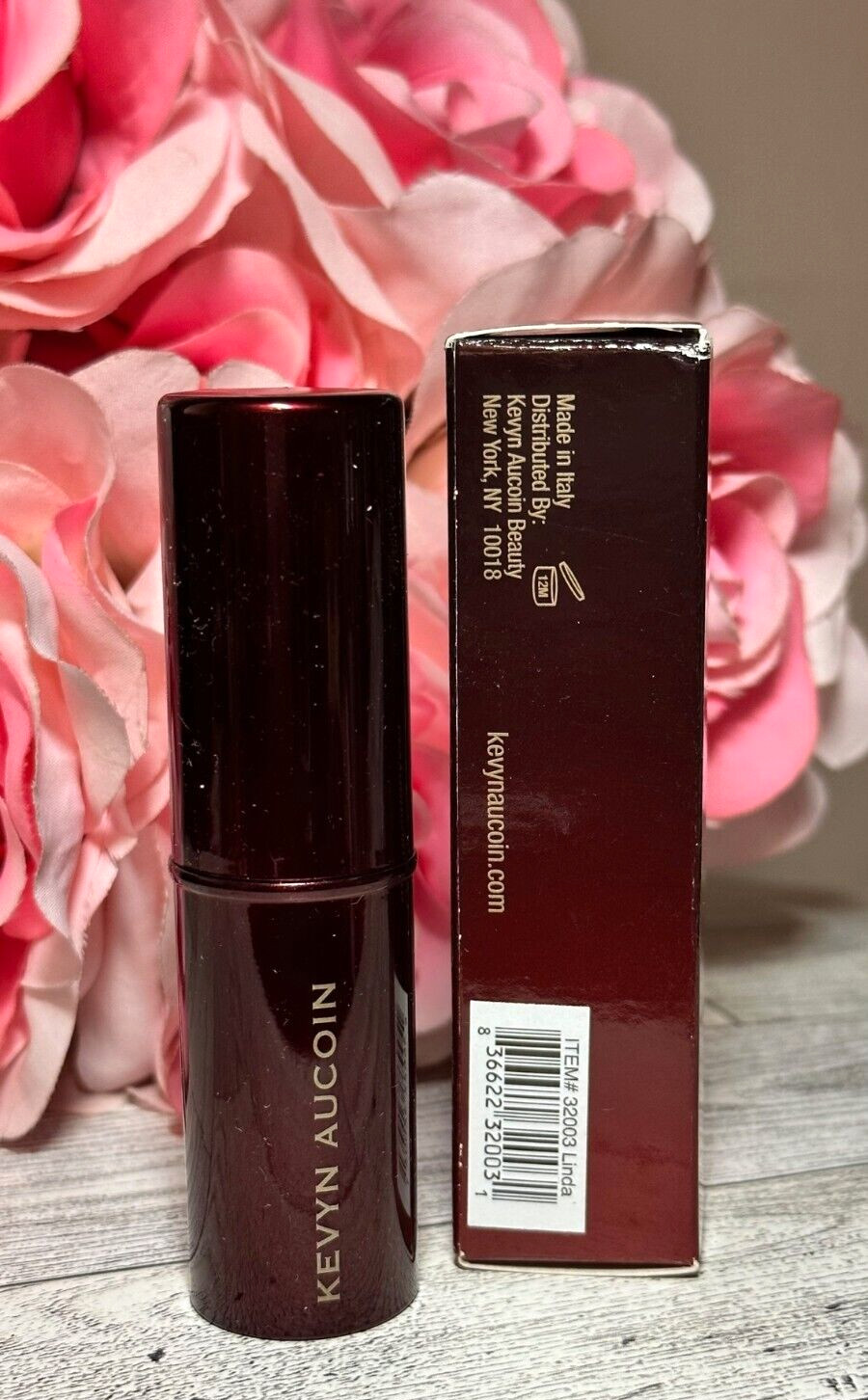 Kevyn Aucoin The Radiant Reflection Solid Foundation #03 Linda, Full Size NIB