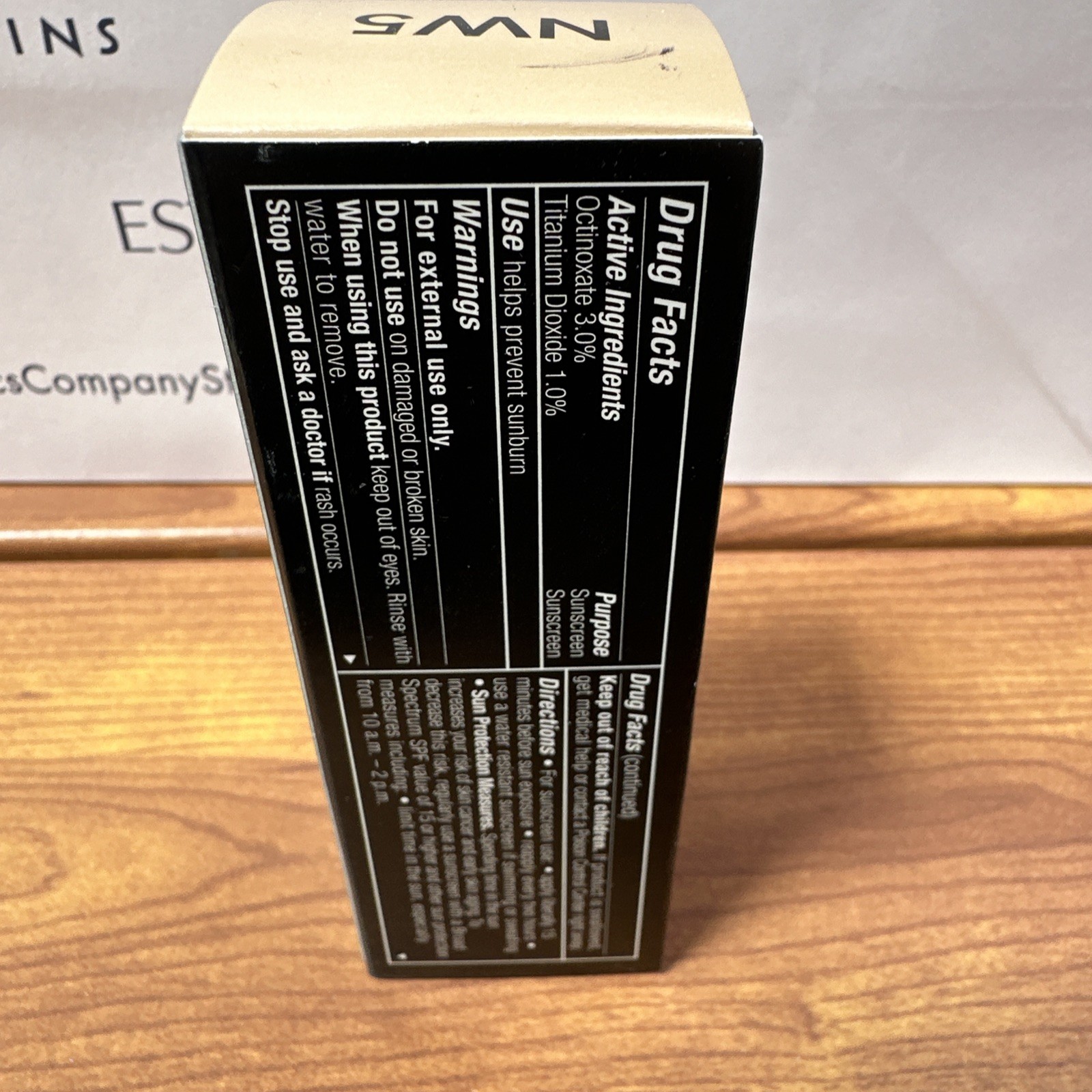 MAC NW 5 ) Fix Fluid Foundation, SPF 15, 1 Fl Oz