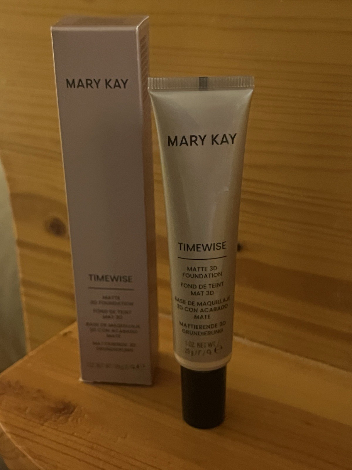 Mary Kay TimeWise Matte 3D Foundation 1 fl oz Oil-Free Fragrance-Free