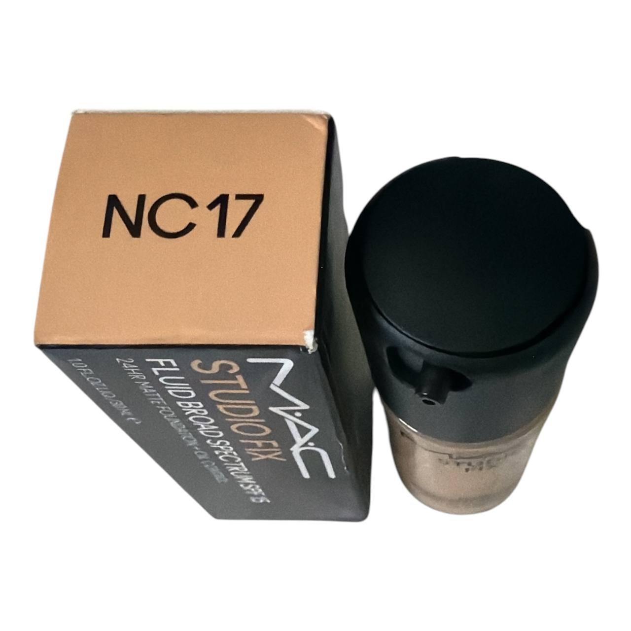 MAC Studio Fix Fluid SPF 15 Foundation NC17 30ml / 1oz New In Box