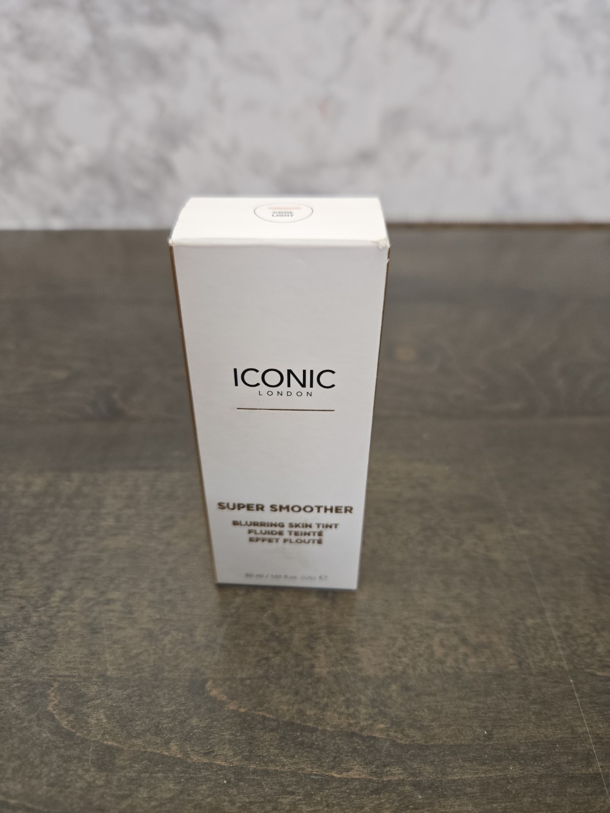ICONIC London Super Smoother Blurring Skin Tint Cool Light New In Box